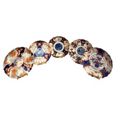Quality collection of five antique Japanese imari plates