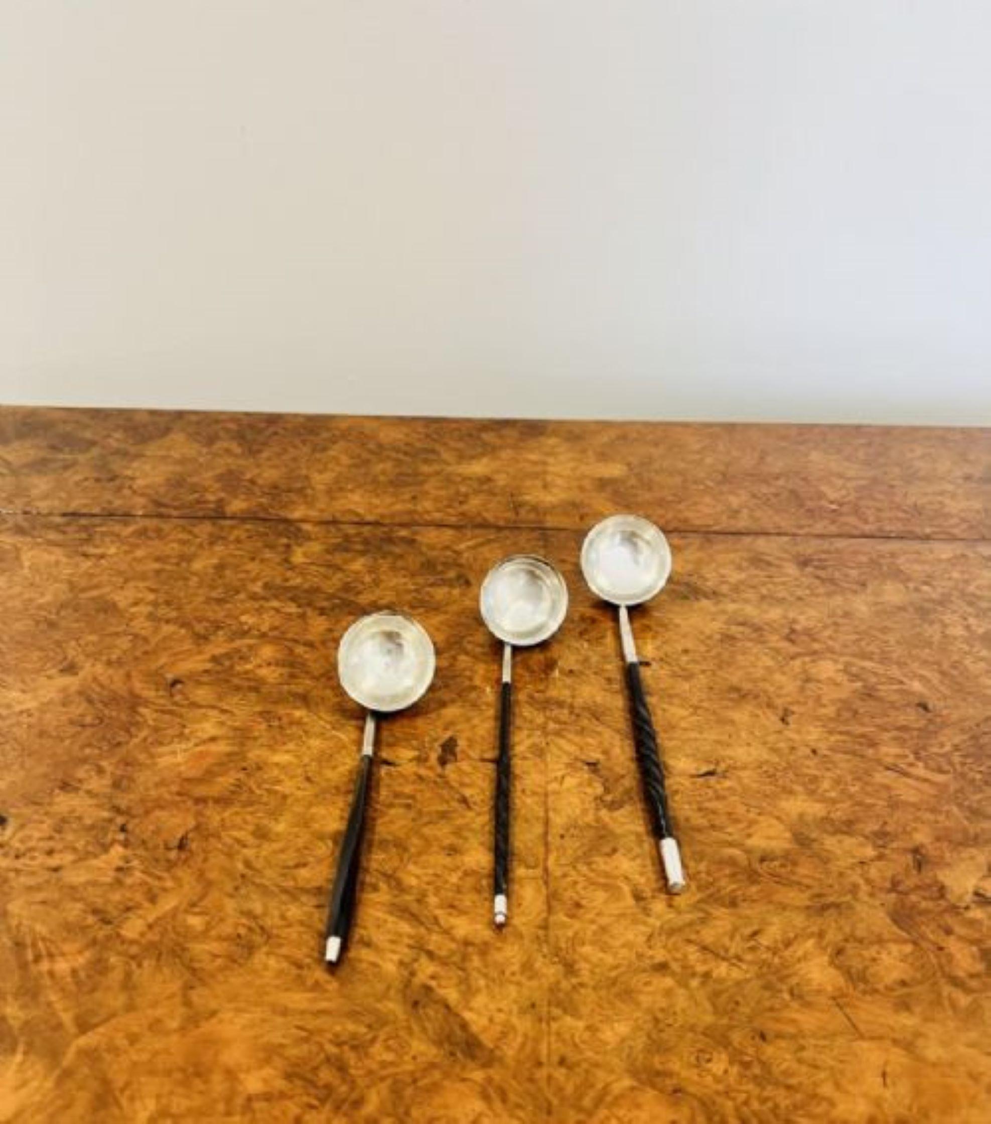 Quality collection of three antique George III ladles  In Good Condition For Sale In Ipswich, GB