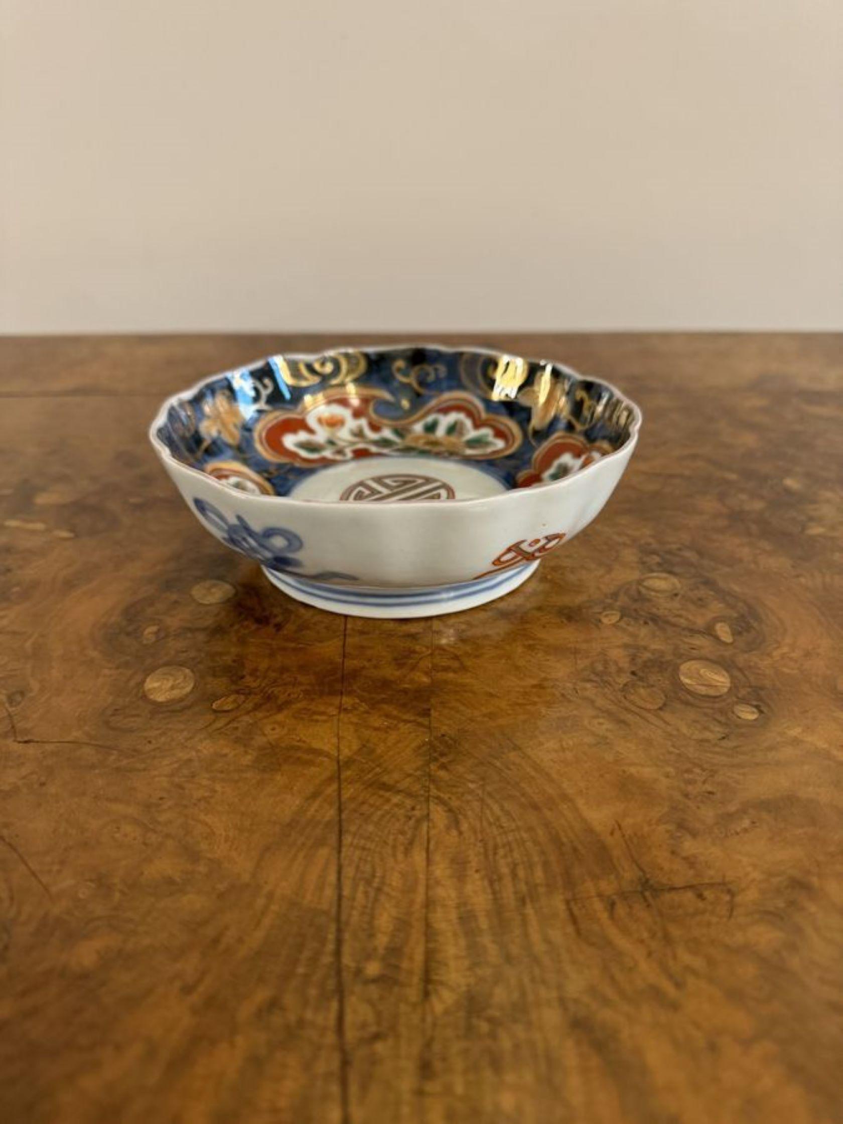 20th Century Quality collection of three unusual antique imari bowls For Sale