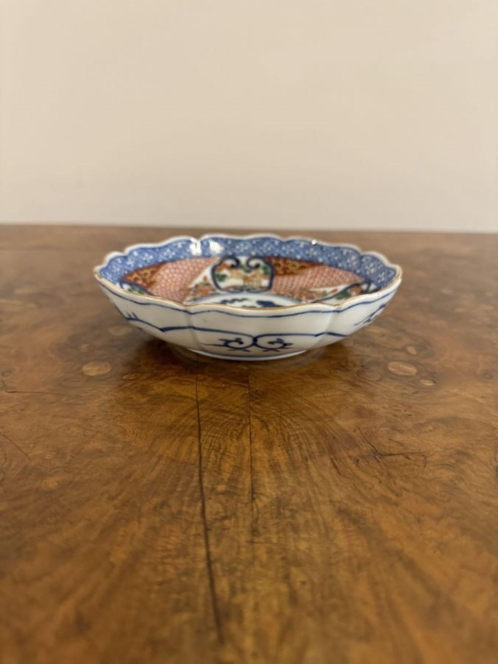 Quality collection of three unusual antique imari bowls For Sale 1
