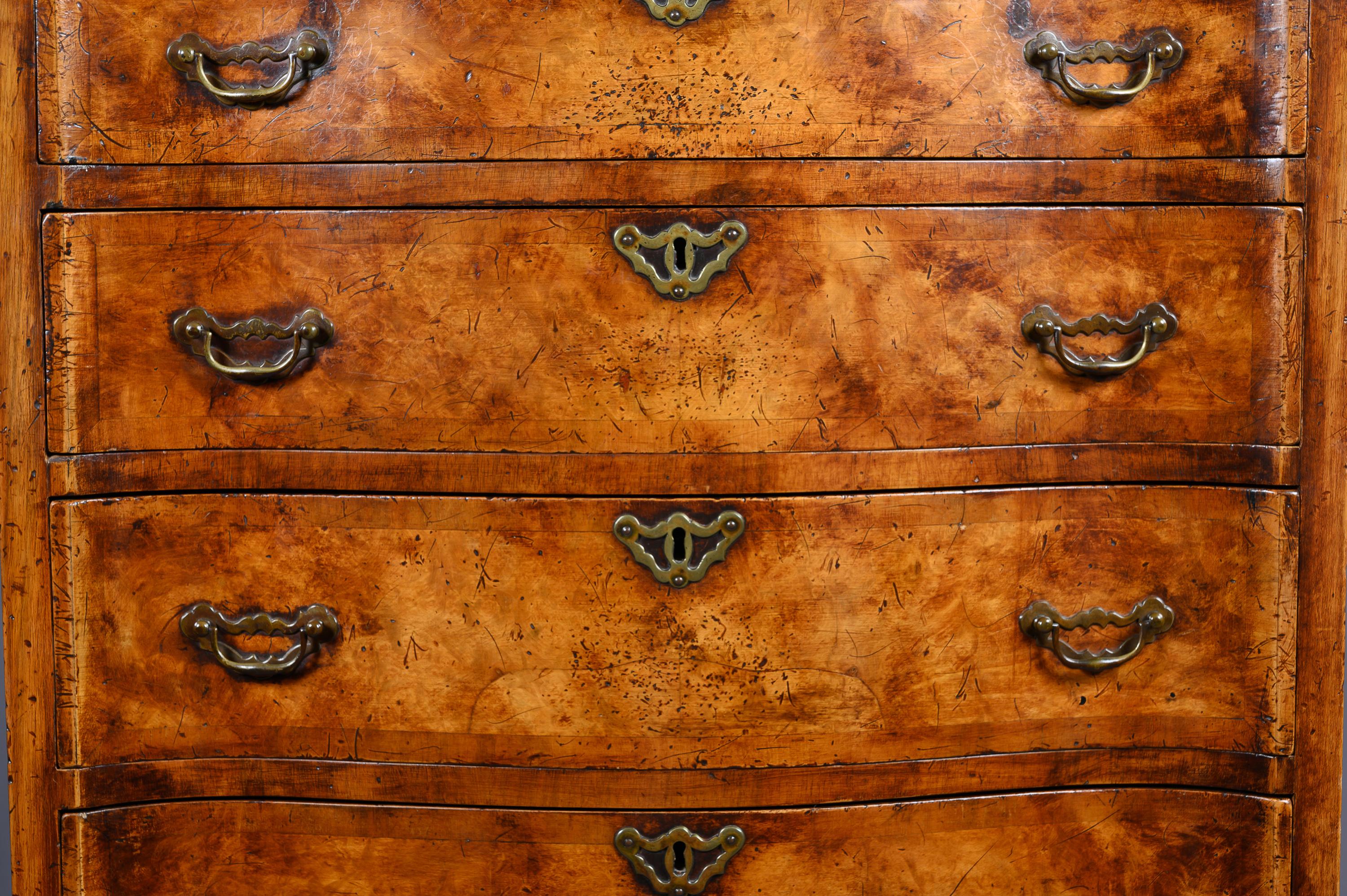 Quality Early 20th Century Walnut Serpentine Chest on Chest 7