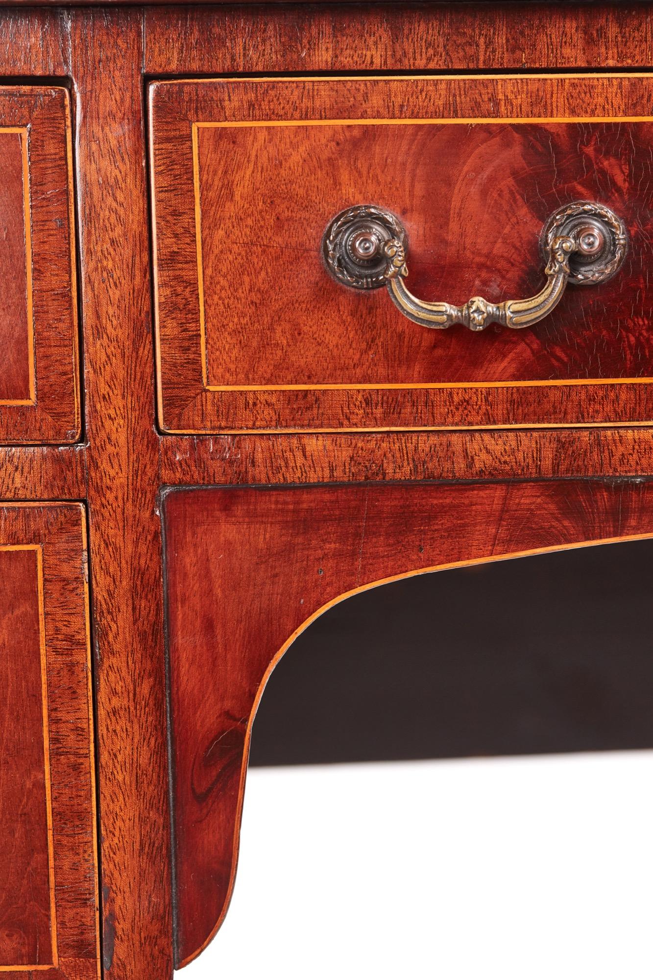 Quality Edwardian Mahogany Writing Table/Desk For Sale 2