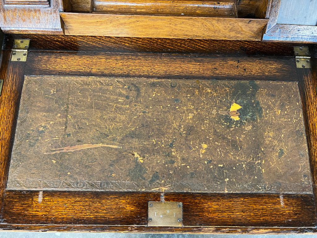 Scrivania allungabile con gambe ad ananas in Oak antico di qualità edoardiana in vendita 7