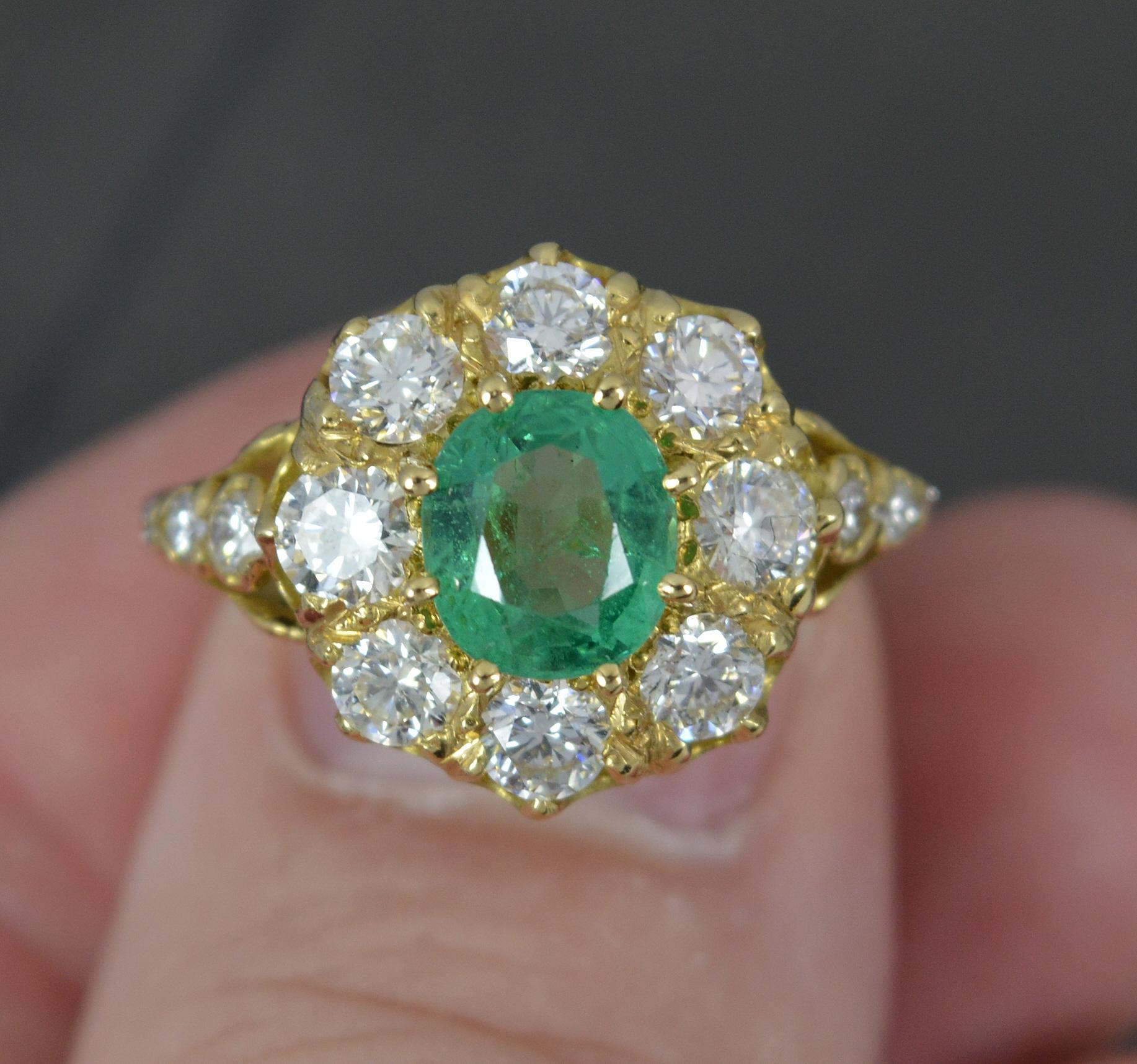 Quality Emerald and Vs 1.00ct Diamond 18 Carat Gold Cluster Ring For Sale 1
