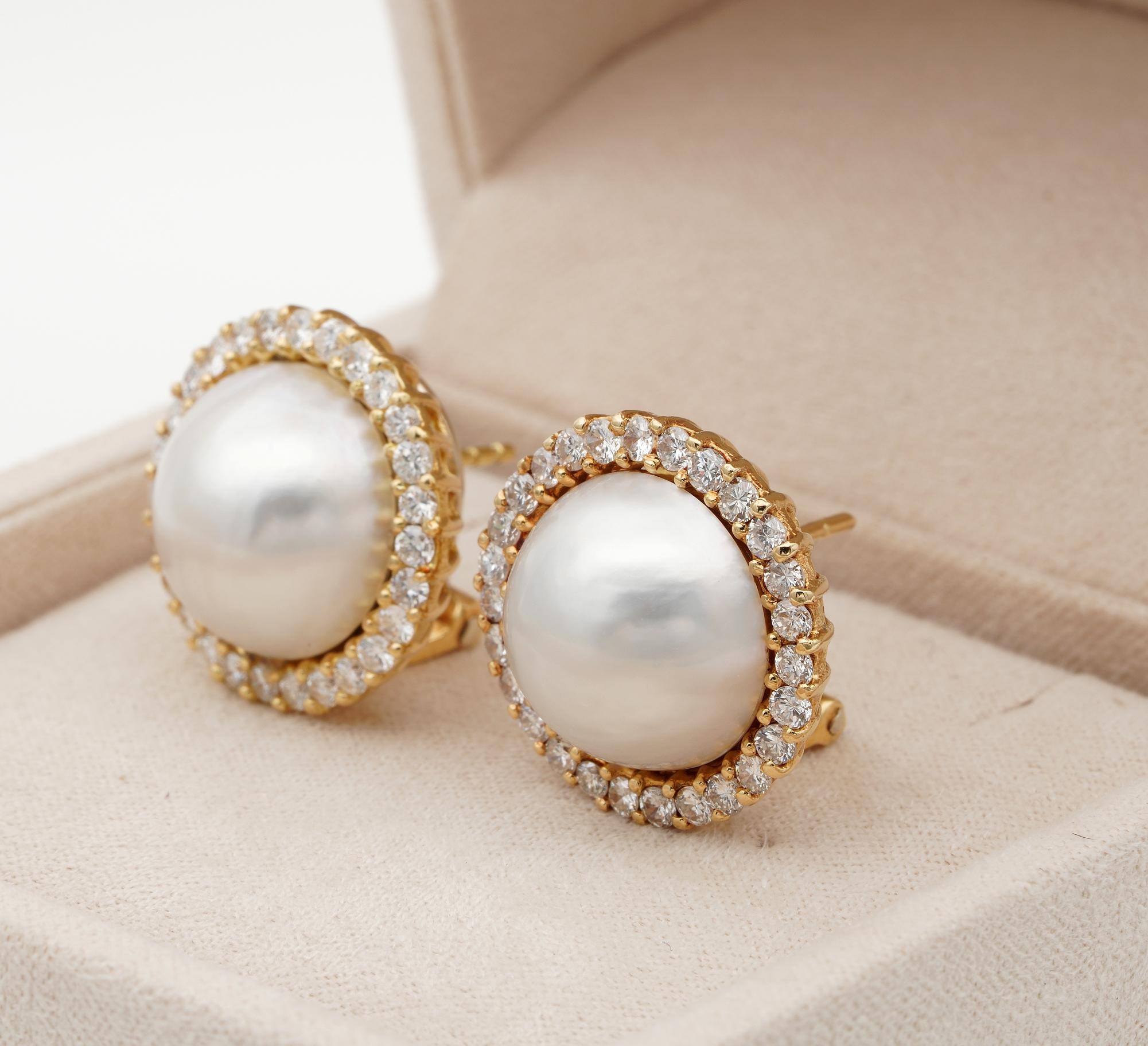 Women's Quality English Mabe Pearl 1.50 Carat G VVS Brilliant Cut Diamond Earrings For Sale