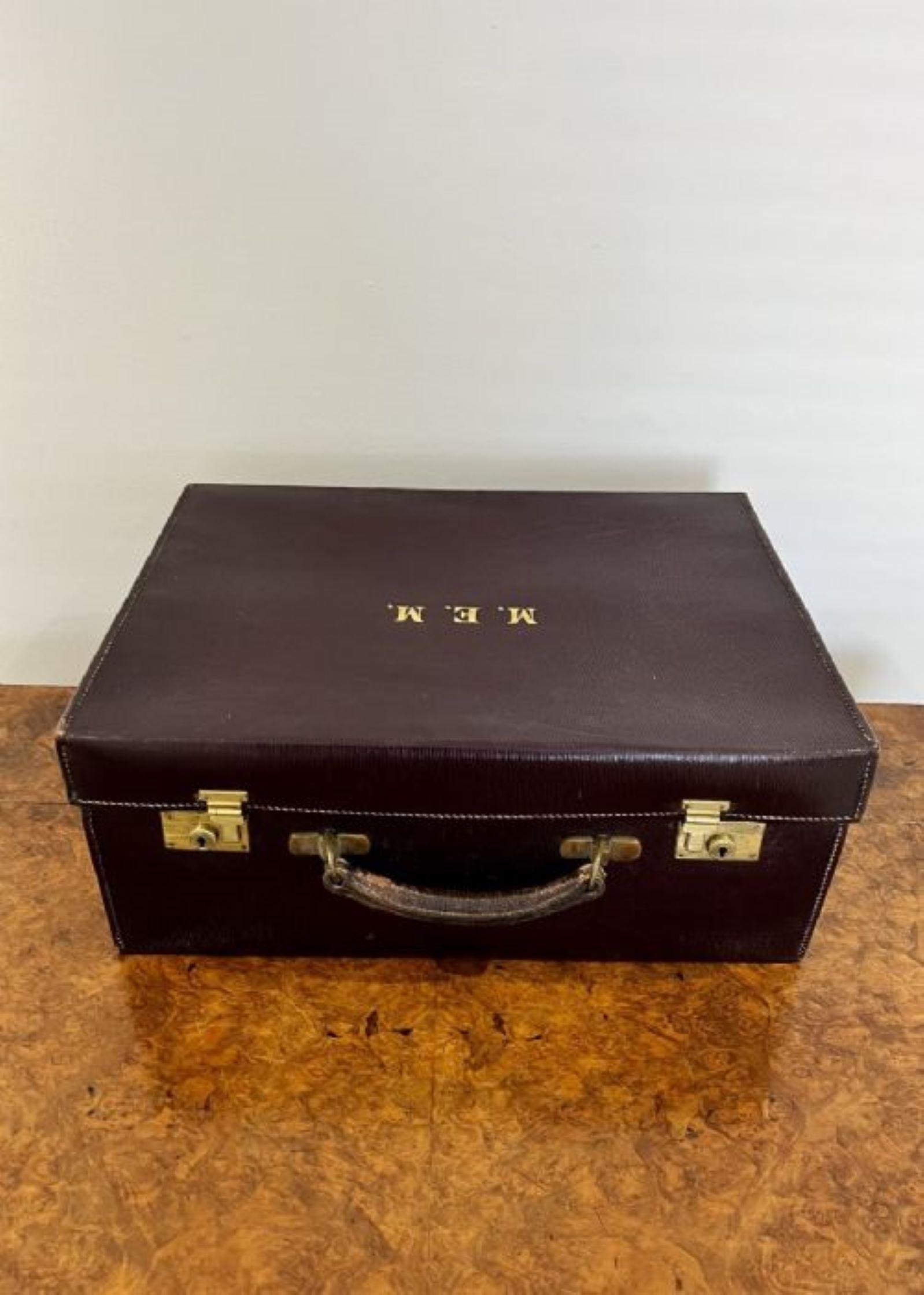 Quality George V Leather Travelling Vanity Case With Fitted Interior For Sale 2