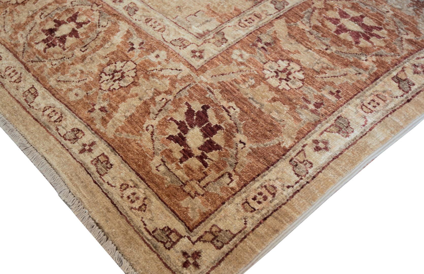 Handgewebter Agra-Teppich (Pakistanisch) im Angebot