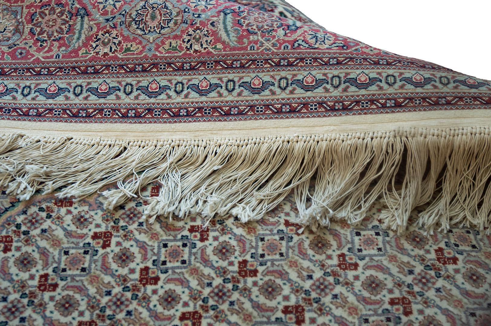 Chinese Quality Handwoven Tabriz Style Rug For Sale