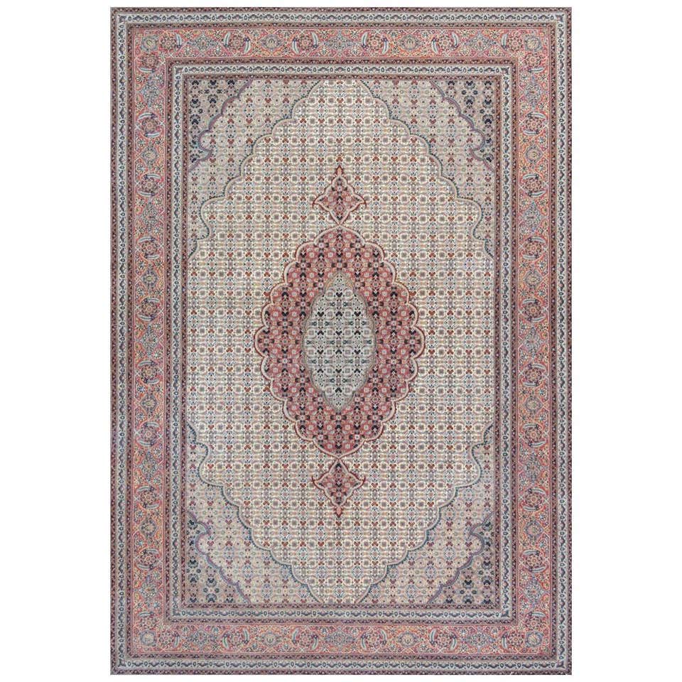 Quality Handwoven Tabriz Style Rug For Sale at 1stDibs