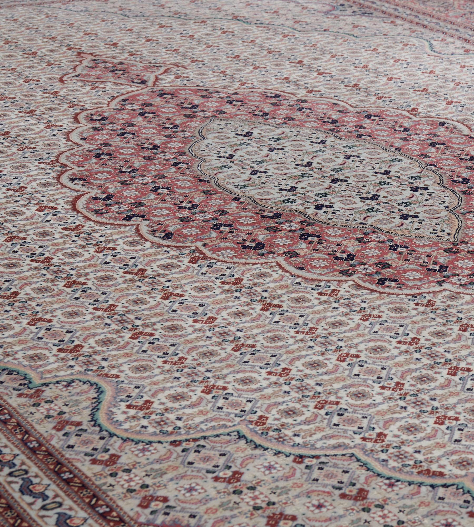 Quality Handwoven Tabriz Style Rug In Excellent Condition For Sale In West Hollywood, CA