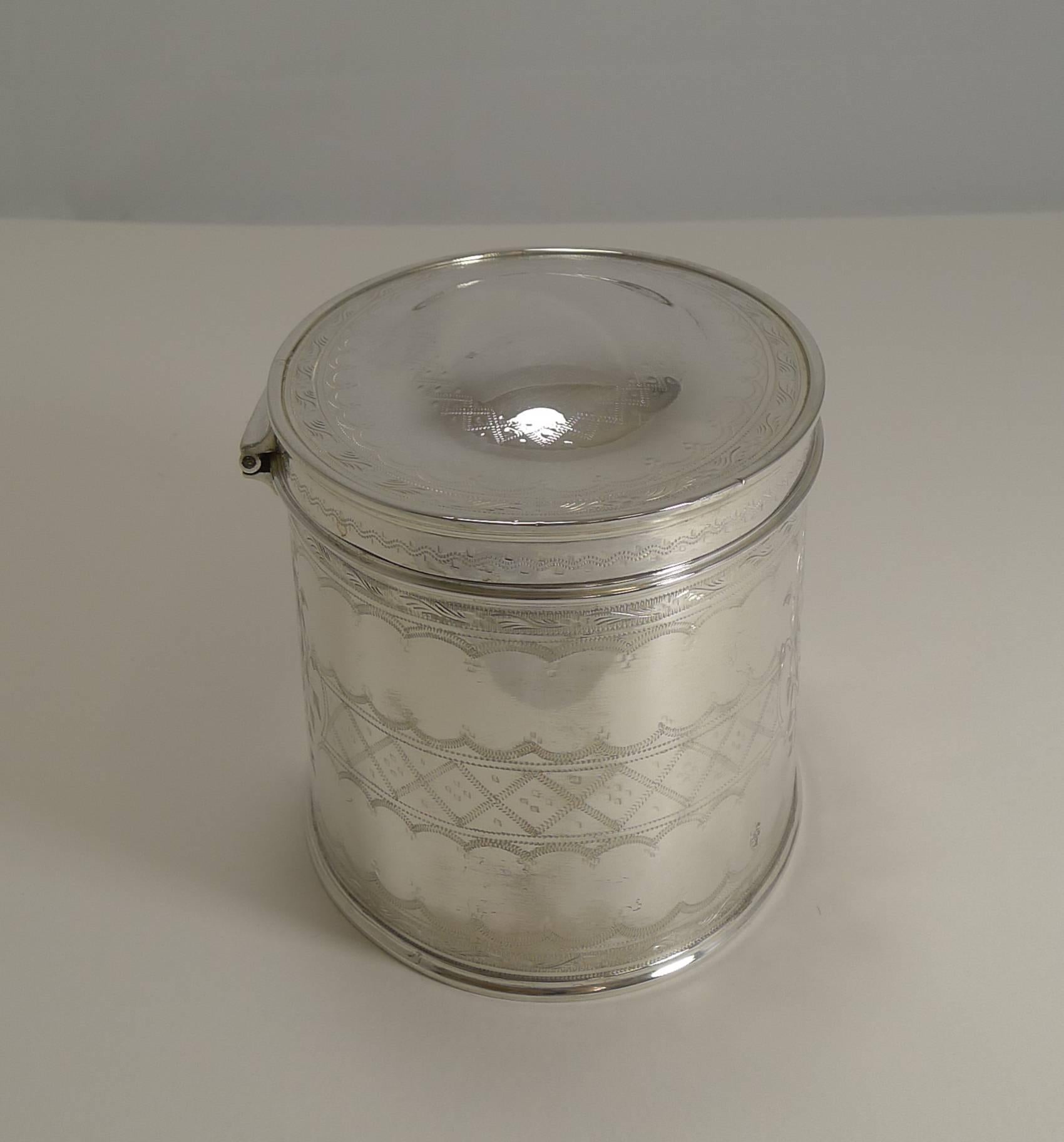 Early 20th Century Quality Large Antique English Silver Plated Tea Caddy, circa 1900
