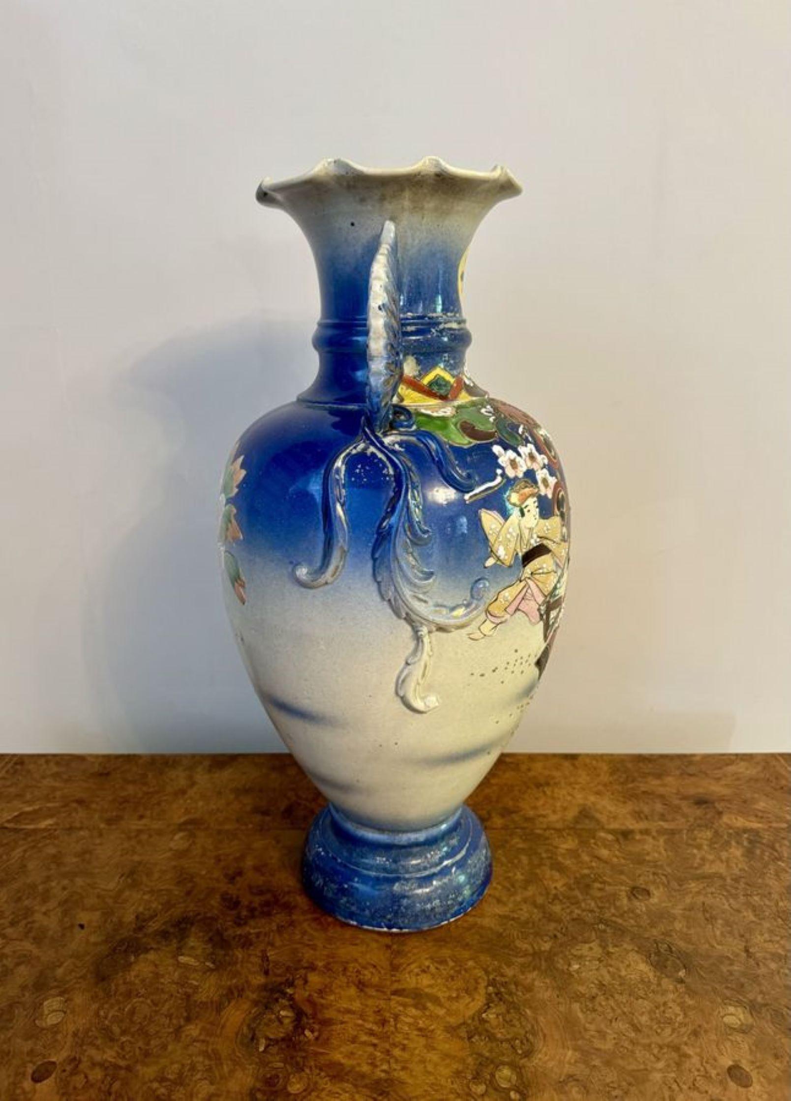 Gran jarrón satsuma japonés antiguo de calidad siglo XX en venta