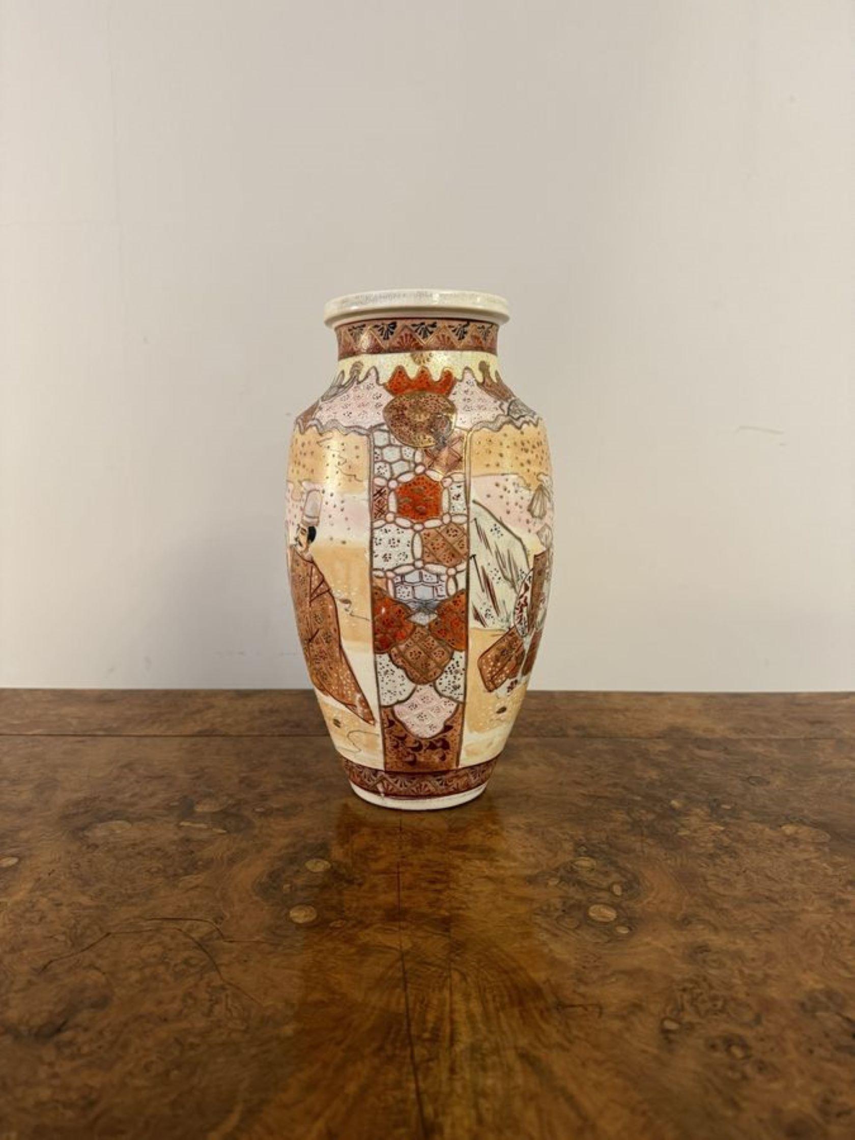Ceramica Vaso Satsuma giapponese antico e di qualità in vendita