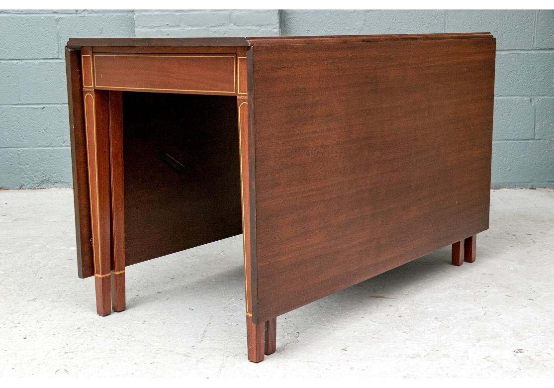 Americano Quality  Mahogany Drop Leaf Dining Table By Brandt in vendita