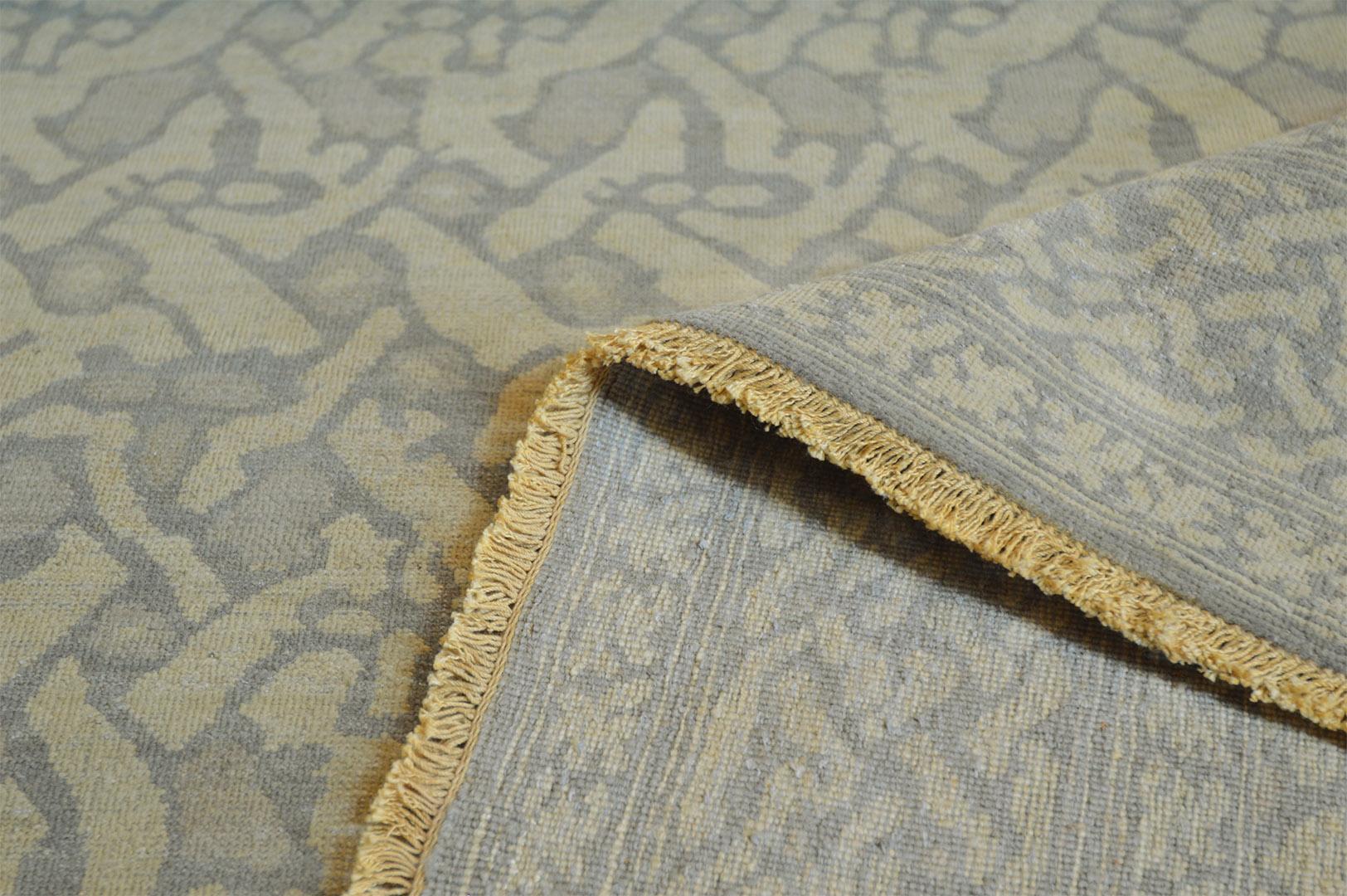 Handgeknüpfter Teppich aus 100% Wolle Contemporary Rug (Indisch) im Angebot