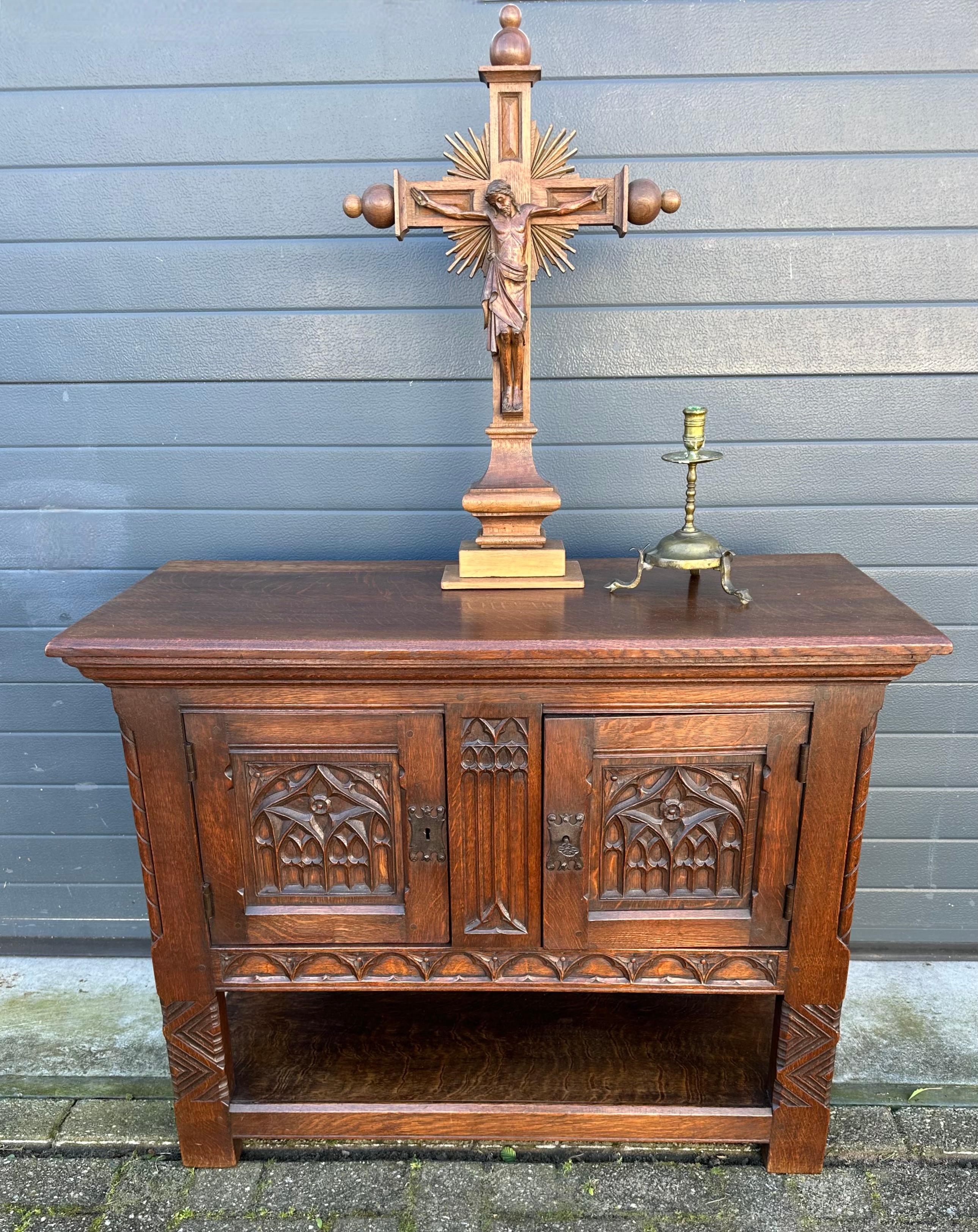 European Quality Oak Gothic Revival Small Sideboard / Credenza with Carved Church Windows