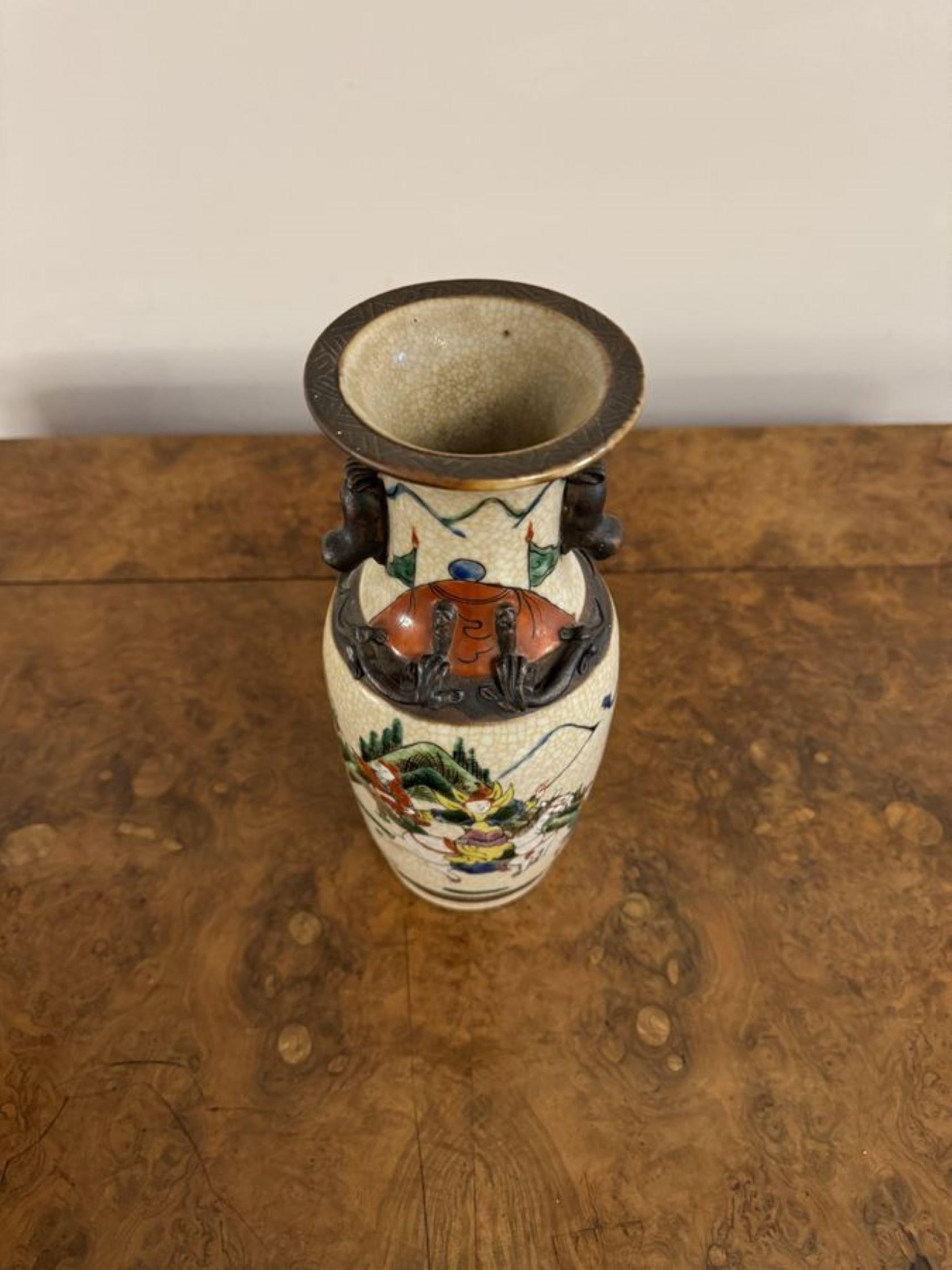 Paire de vases chinois anciens à glaçure craquelée de qualité supérieure Bon état - En vente à Ipswich, GB
