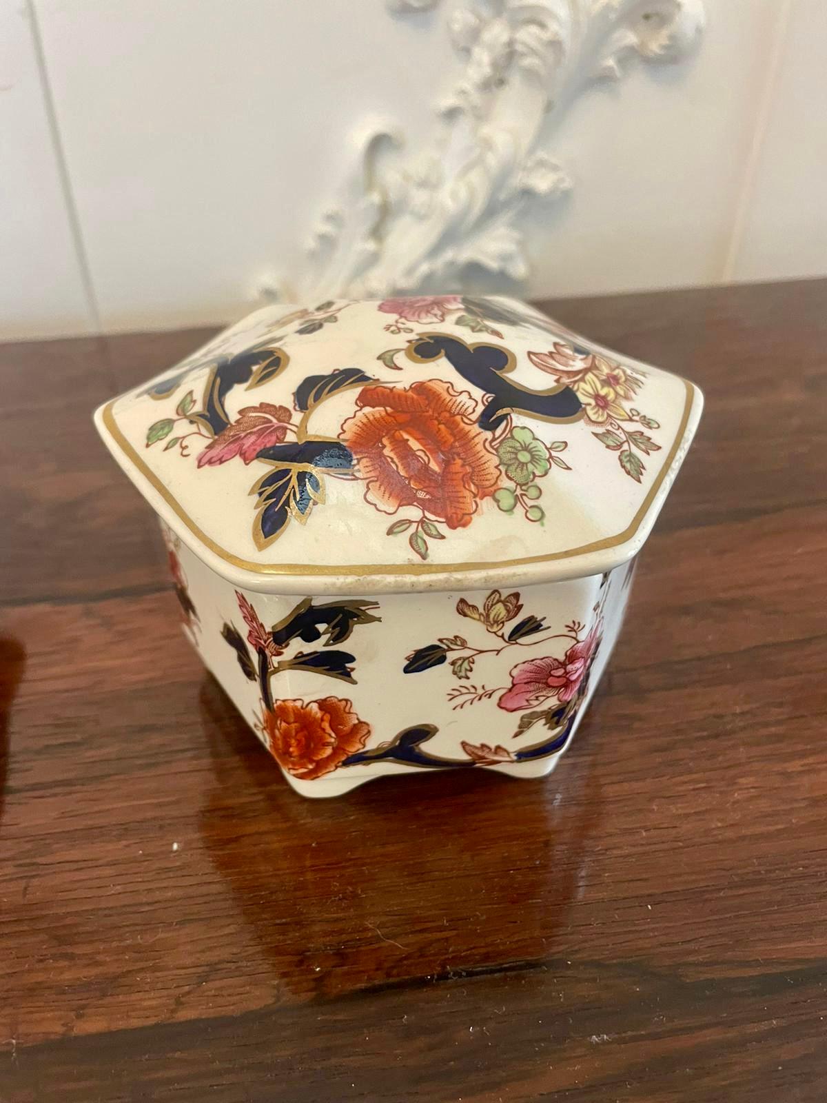 Quality pair of antique hand painted Masons Ironstone trinket boxes with fantastic quality hand painted decoration in red, pink, yellow, blue, green and gold colours 


A beautifully decorated pair in mint condition


Dimensions:
Small 
Height 6.5 x