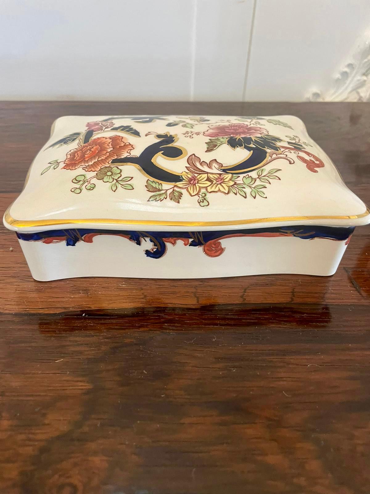 English Quality Pair of Antique Hand Painted Masons Ironstone Trinket Boxes For Sale