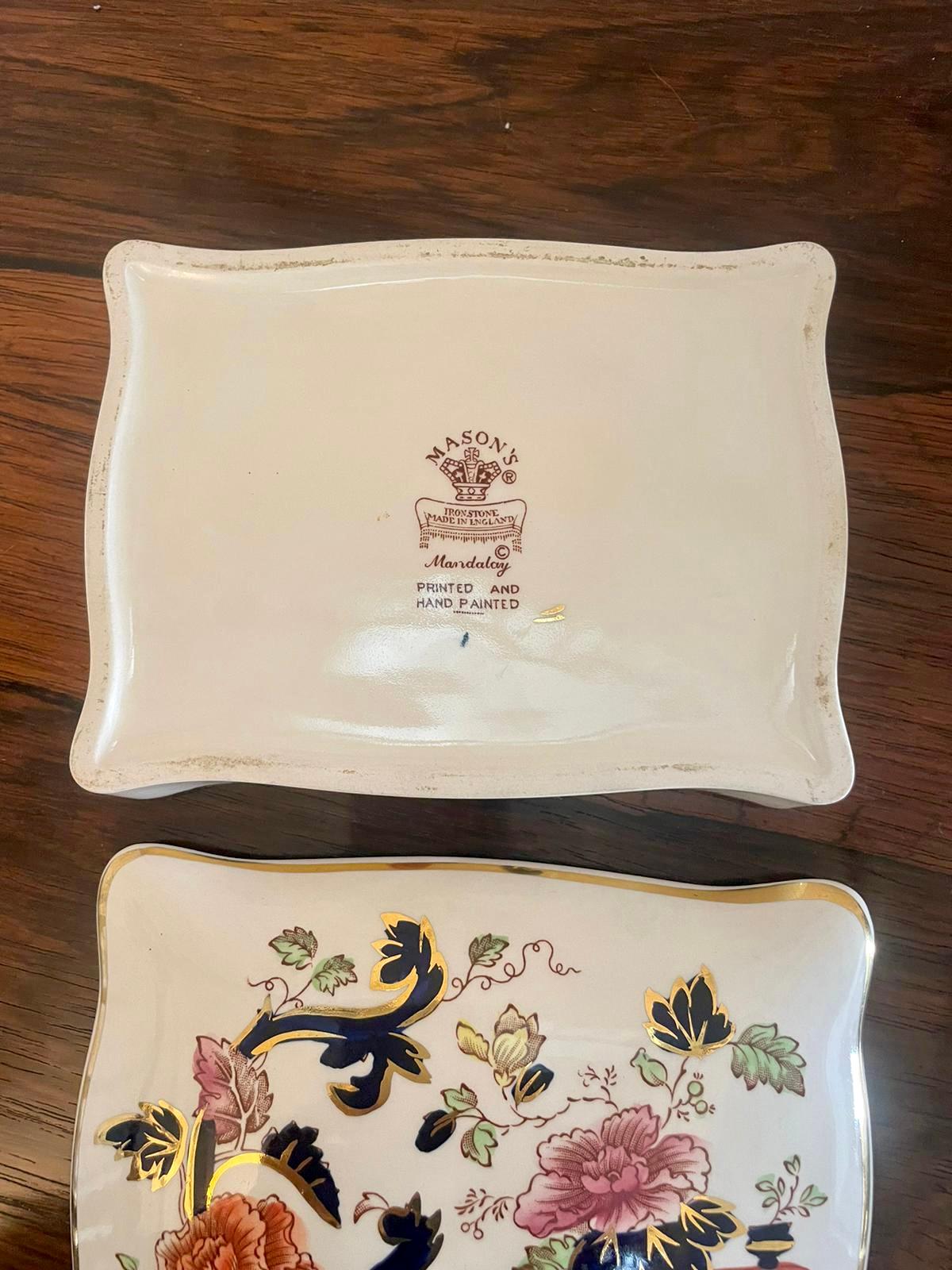 20th Century Quality Pair of Antique Hand Painted Masons Ironstone Trinket Boxes For Sale