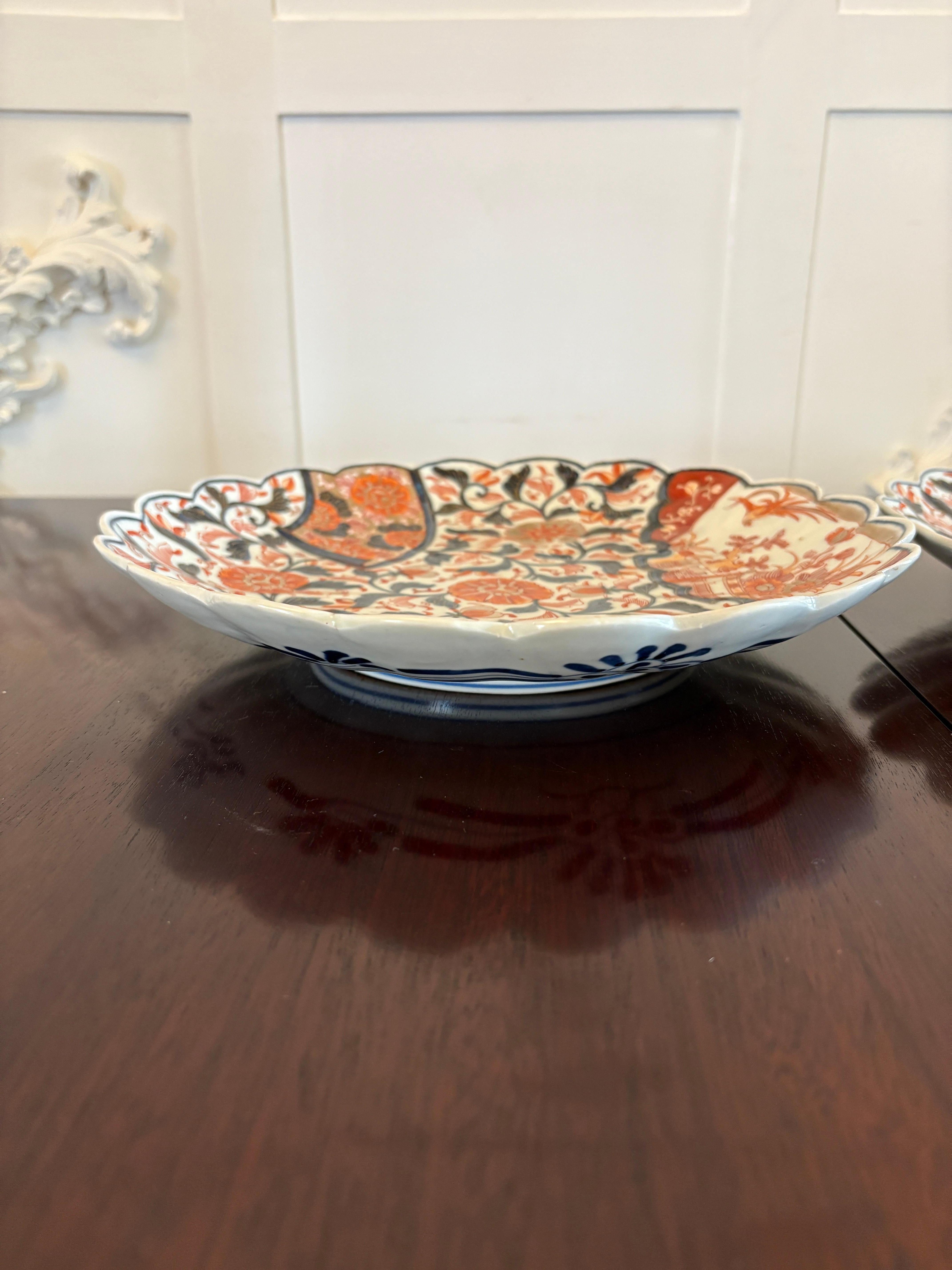 Quality Pair of Antique Japanese Hand Painted Imari Plates For Sale 6
