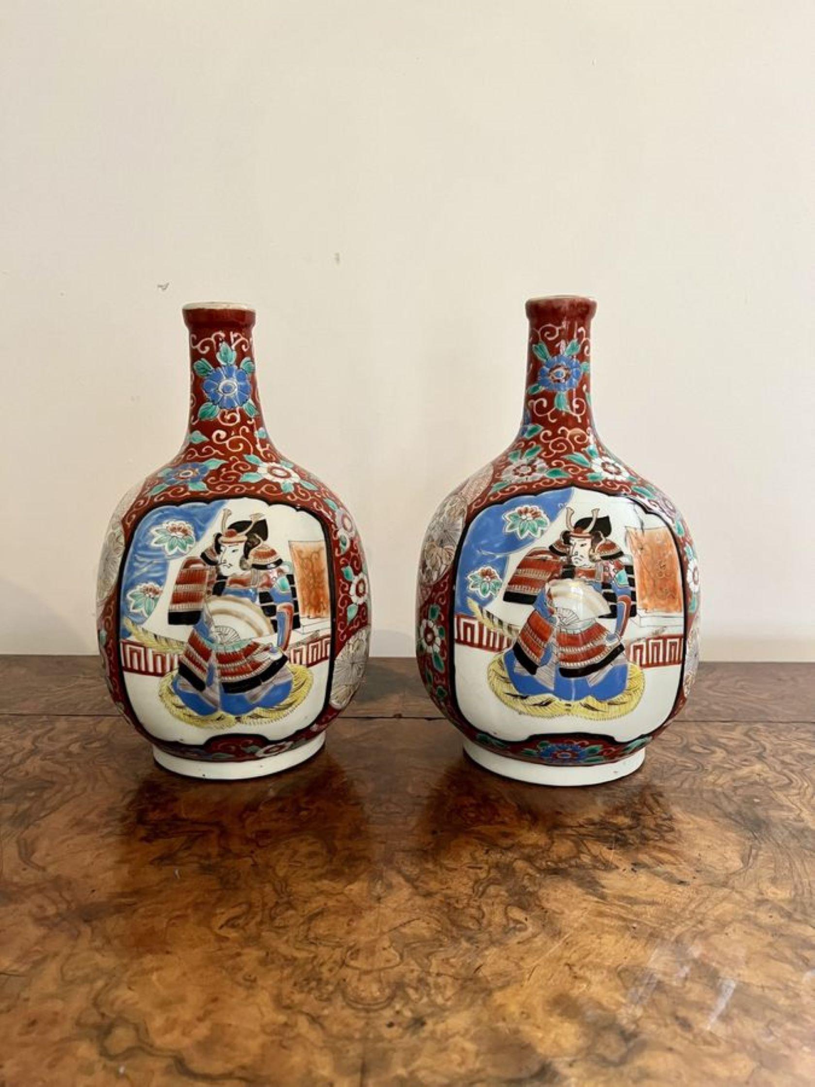 Quality pair of antique Japanese imari shaped vases  For Sale 2