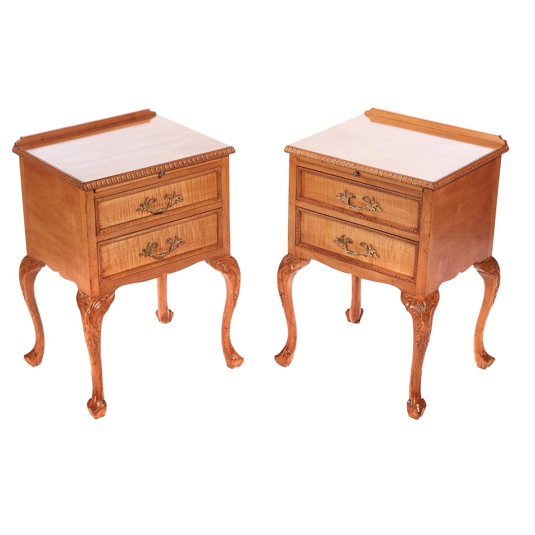 Quality Pair of Antique Maple Bedside Cabinets