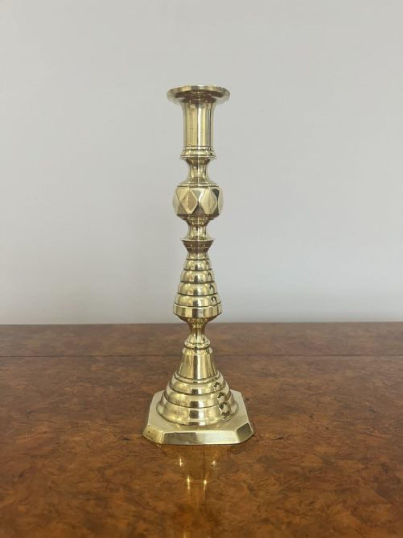 Quality pair of antique Victorian brass candlesticks  In Good Condition For Sale In Ipswich, GB