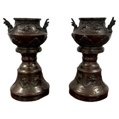 Quality pair of antique Victorian bronze Japanese vases 