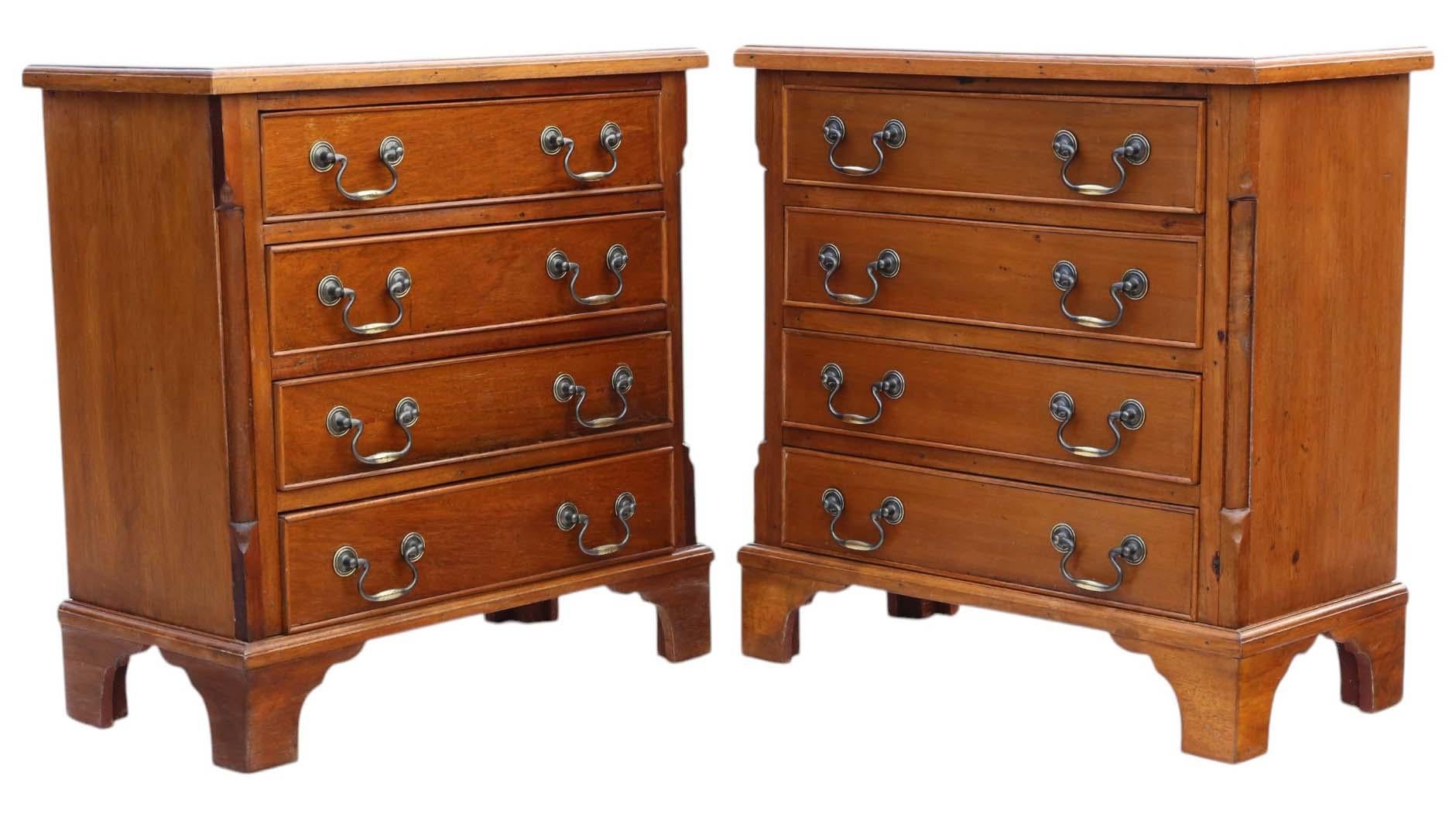 Wood Quality Pair of Vintage Walnut Bedside Tables / Chests