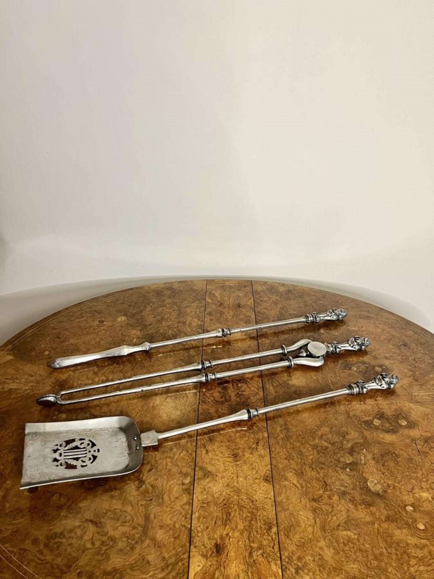 Quality set of antique George III steel fire irons  In Good Condition For Sale In Ipswich, GB
