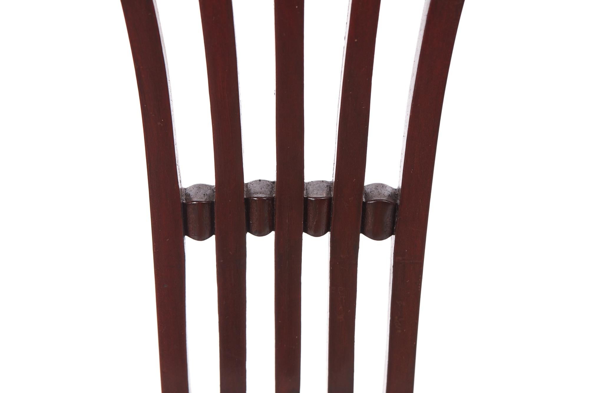 Quality Set of Six Antique Mahogany Dining Chairs In Good Condition For Sale In Stutton, GB