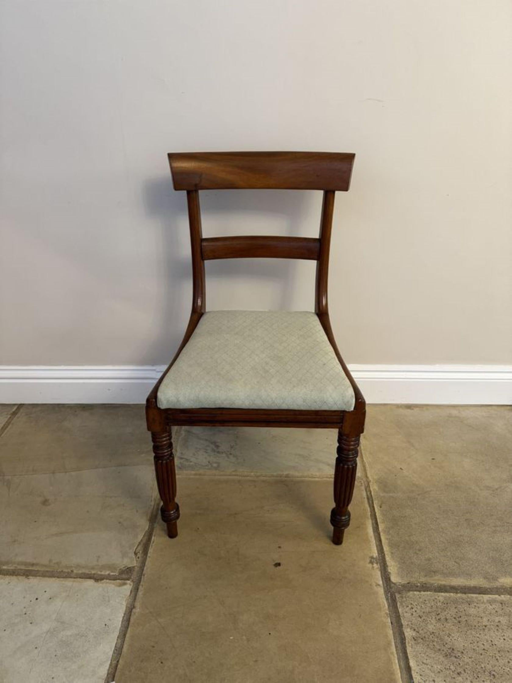 XIXe siècle Ensemble de qualité de six chaises de salle à manger Regency en acajou ancien  en vente