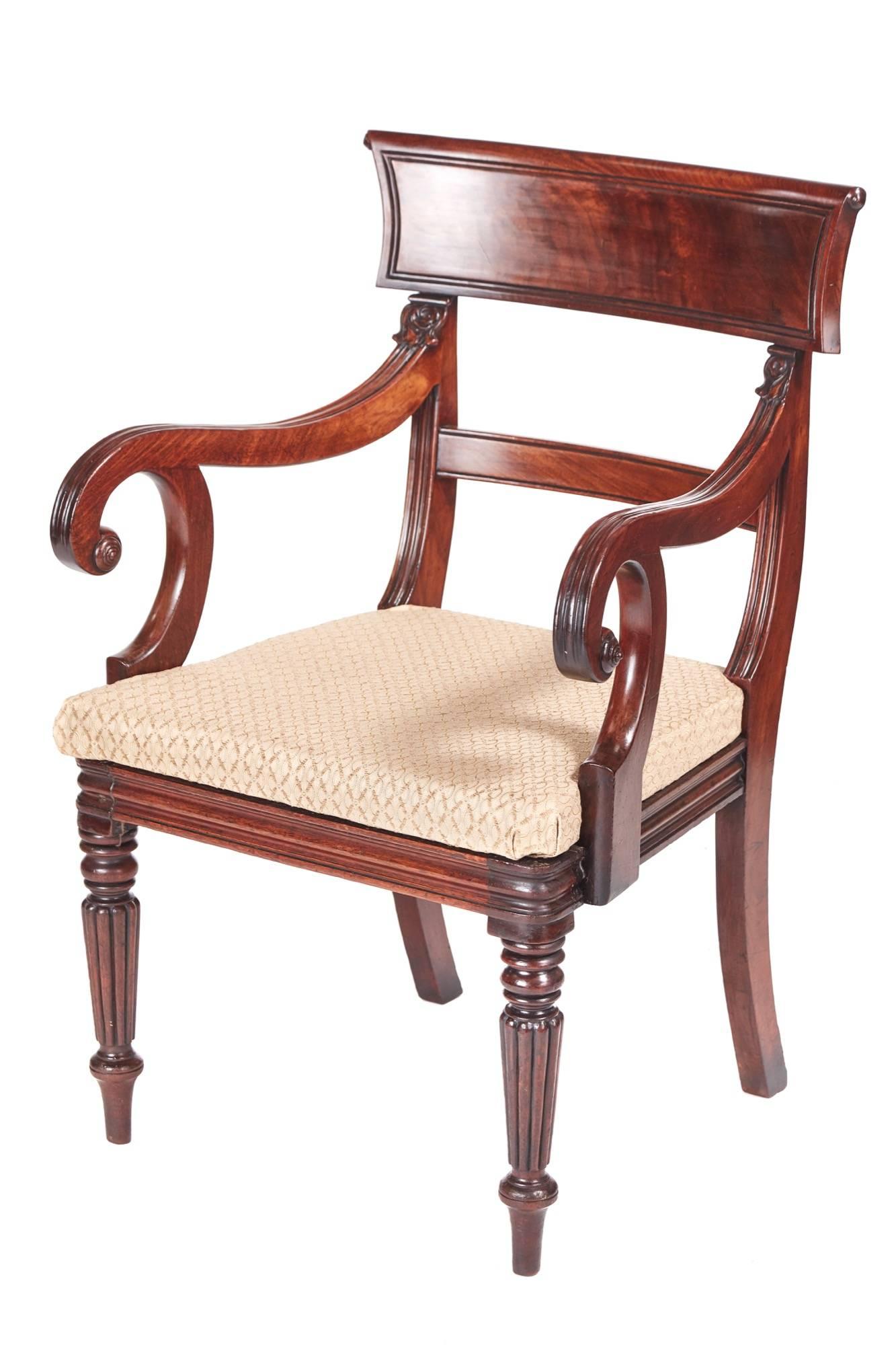 Quality Set of Six William IV Mahogany Dining Chairs 10