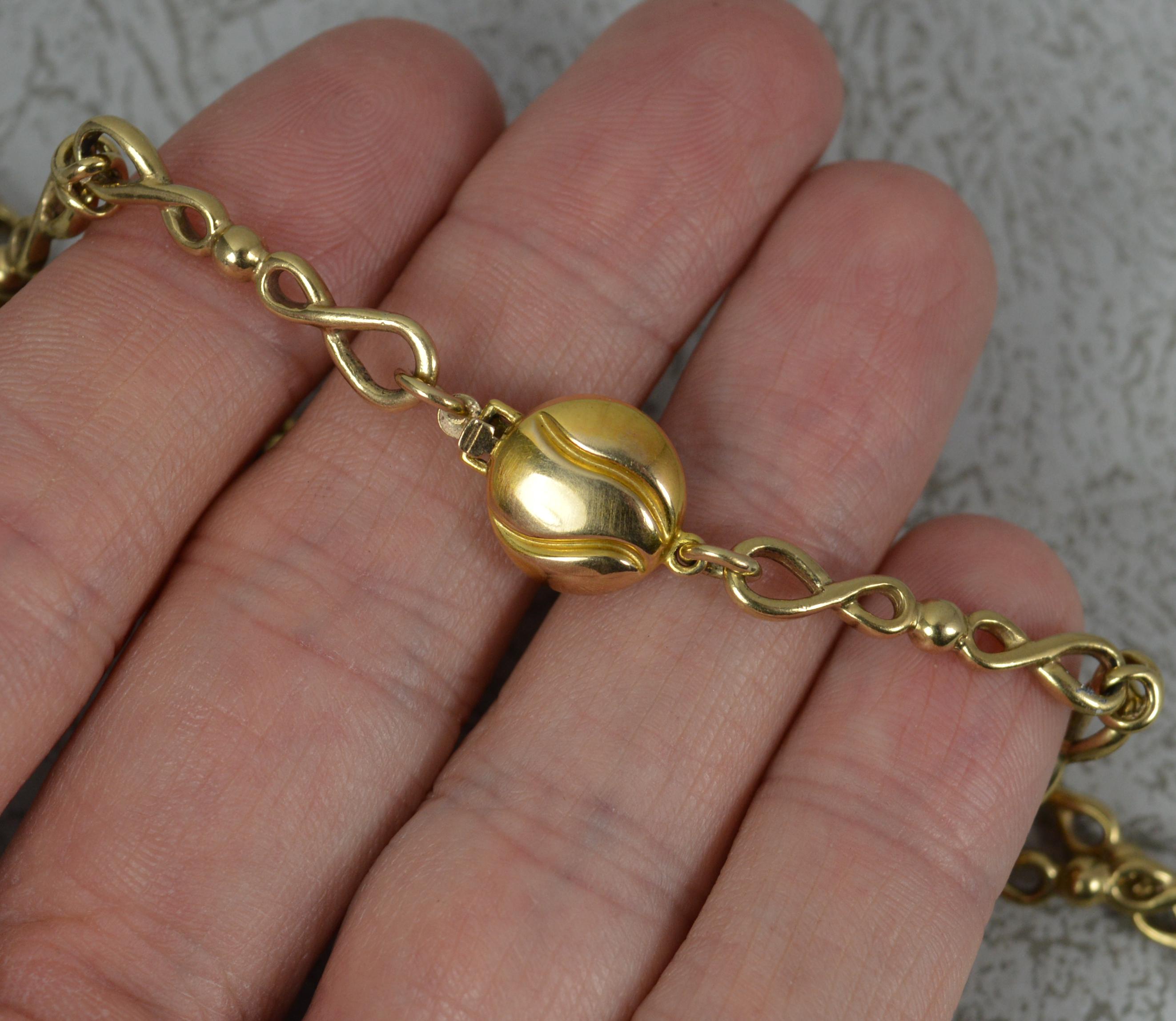 Retro Quality Solid 9 Carat Yellow Gold Long Kiss Link Chain For Sale