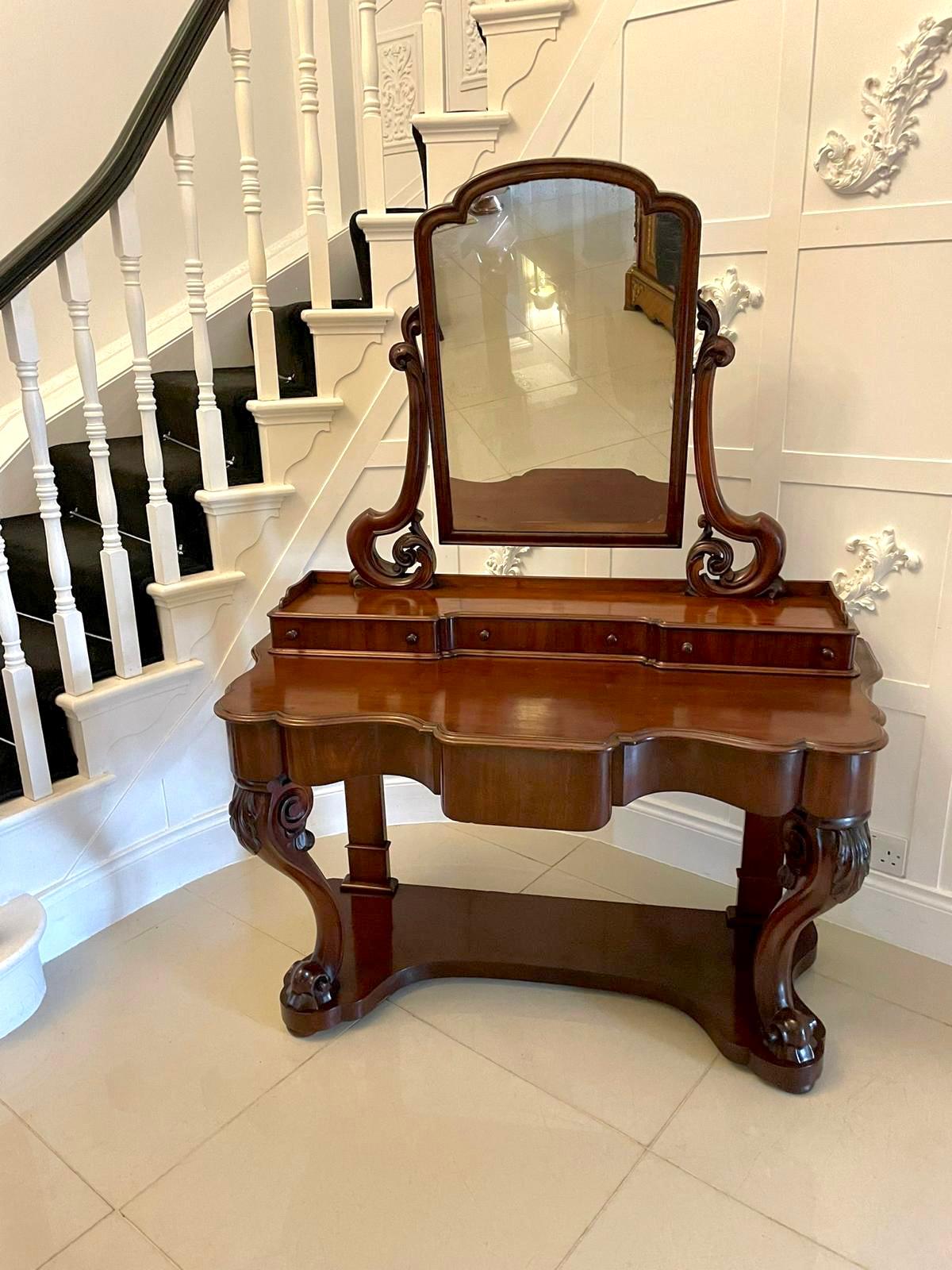 Quality Victorian Antique Carved Mahogany Dressing Table In Good Condition For Sale In Suffolk, GB