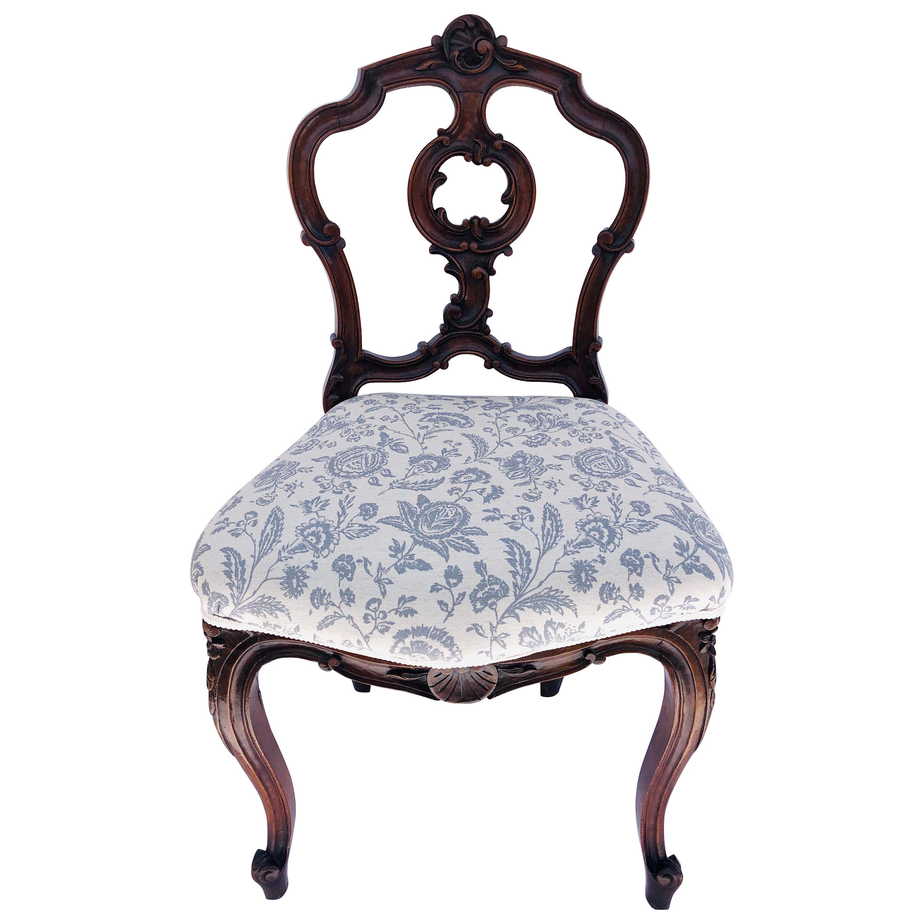 Quality Victorian Antique Carved Walnut Side/Desk Chair For Sale