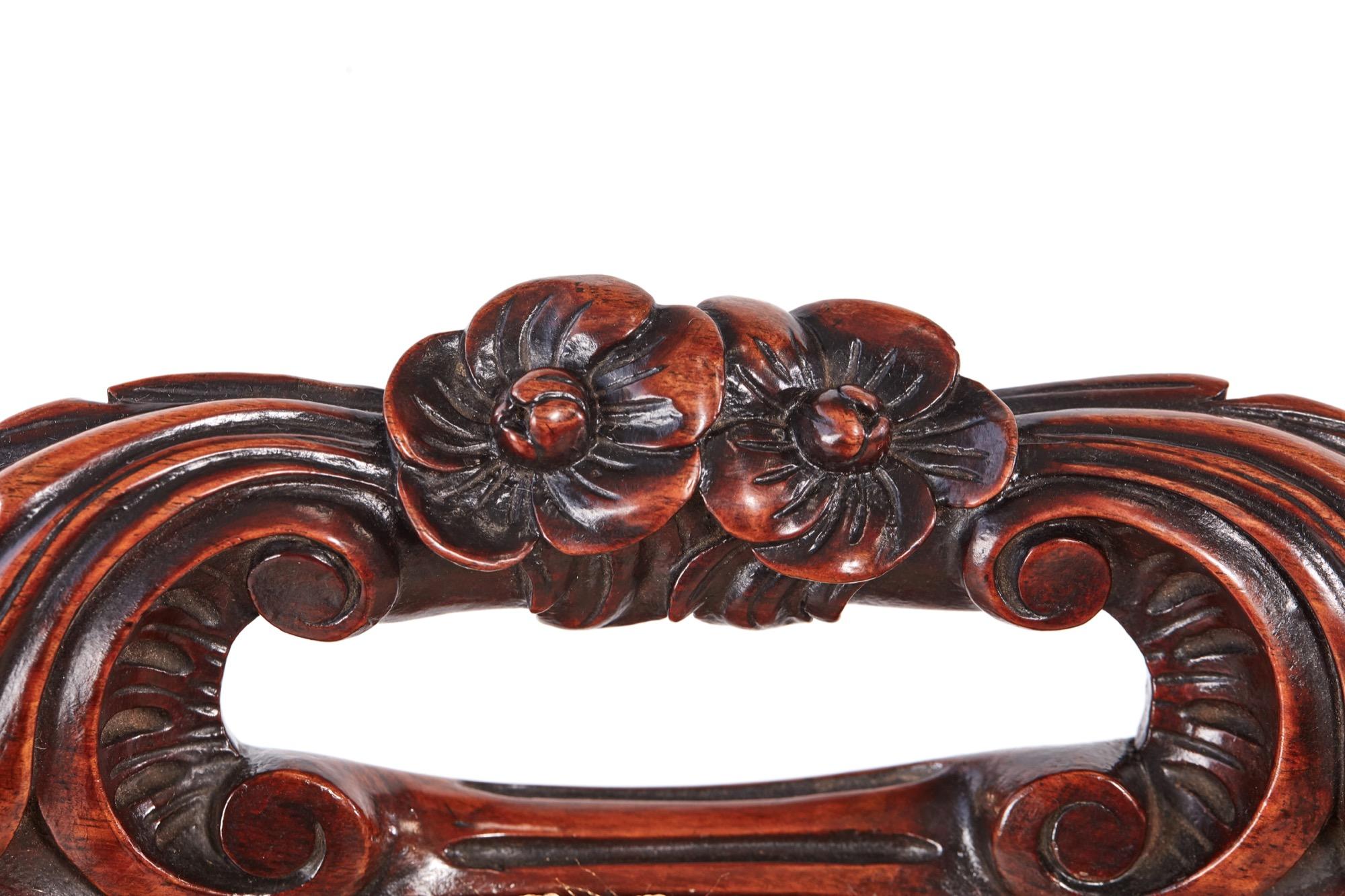 Quality Victorian Carved Rosewood Side Chair For Sale 4