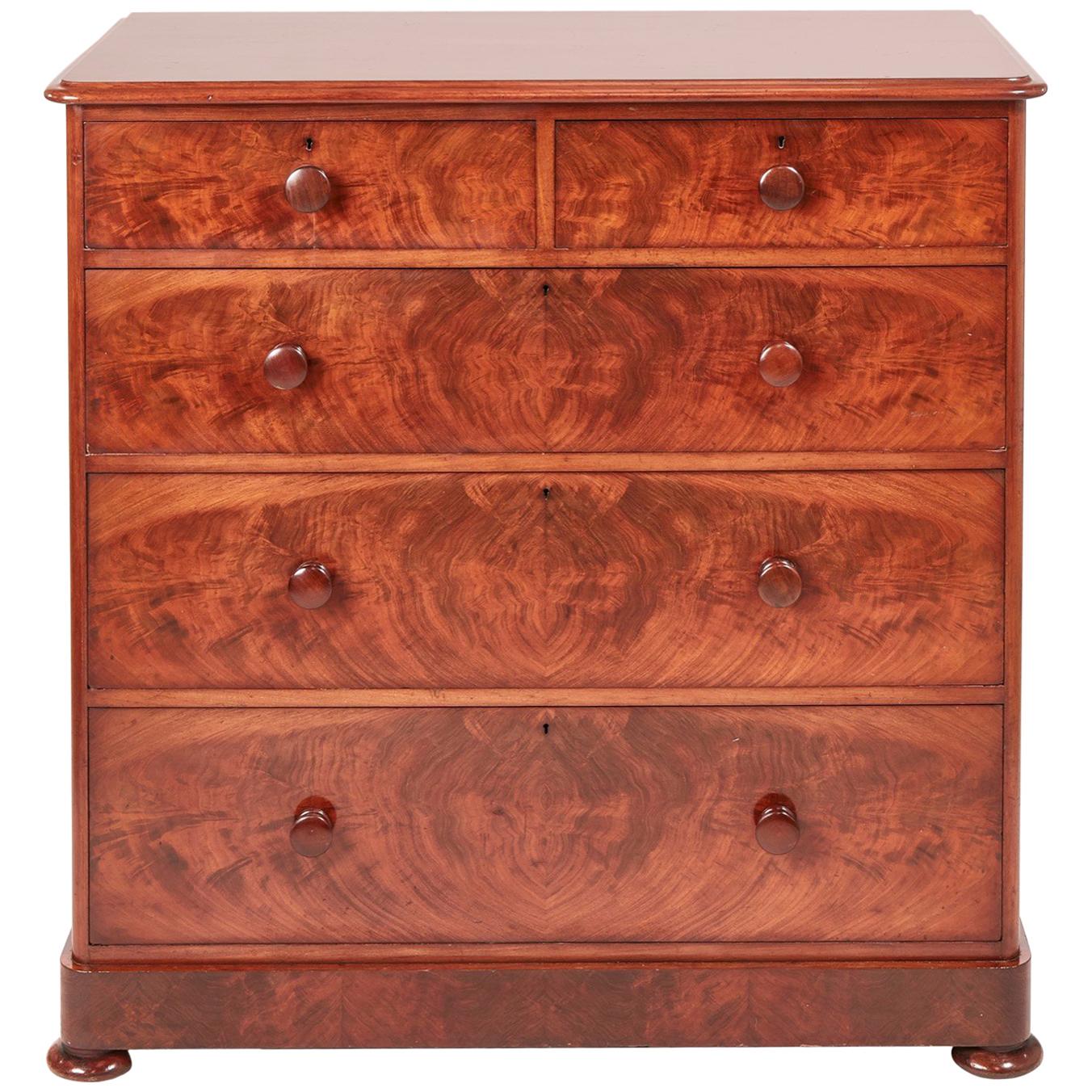 Quality Victorian Mahogany Chest of Drawers For Sale
