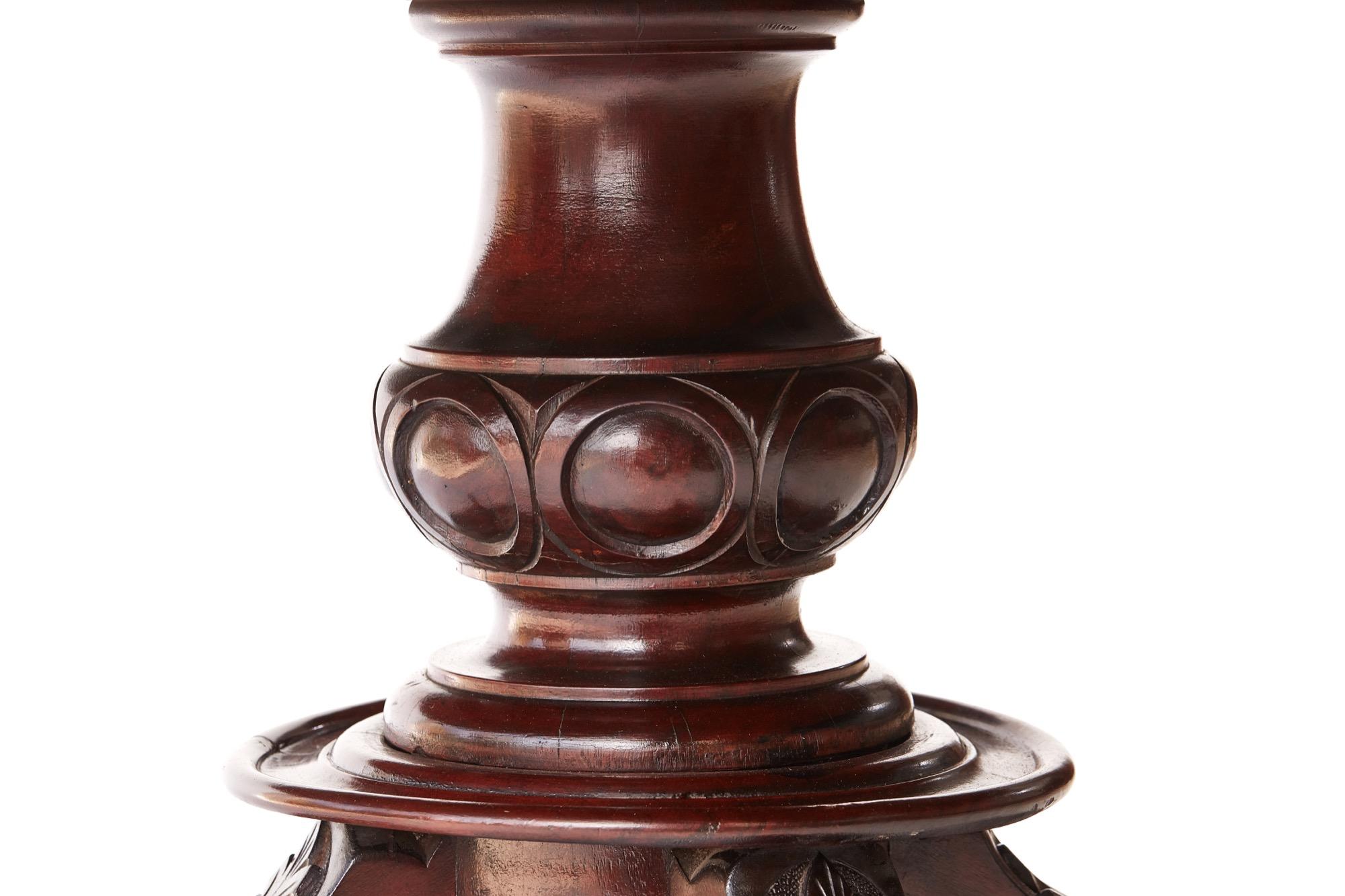 European Quality Victorian Oval Mahogany Centre Table For Sale