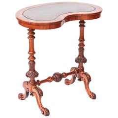Quality Victorian Walnut Kidney Shaped Writing Table