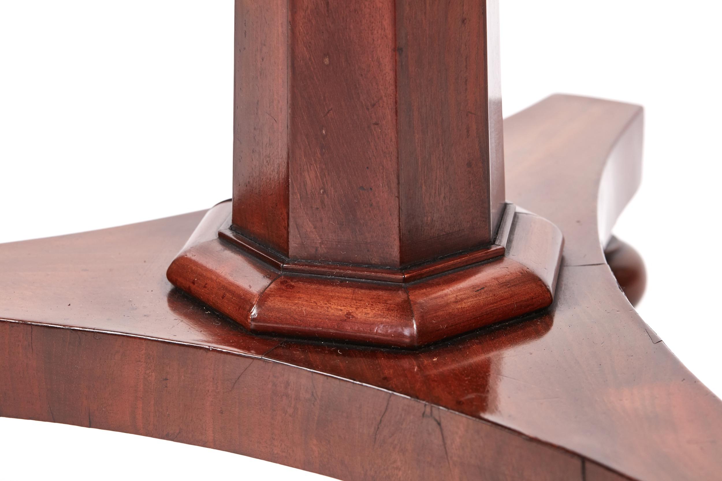 Quality William IV Mahogany Tilt-Top Pedestal Lamp Table 2