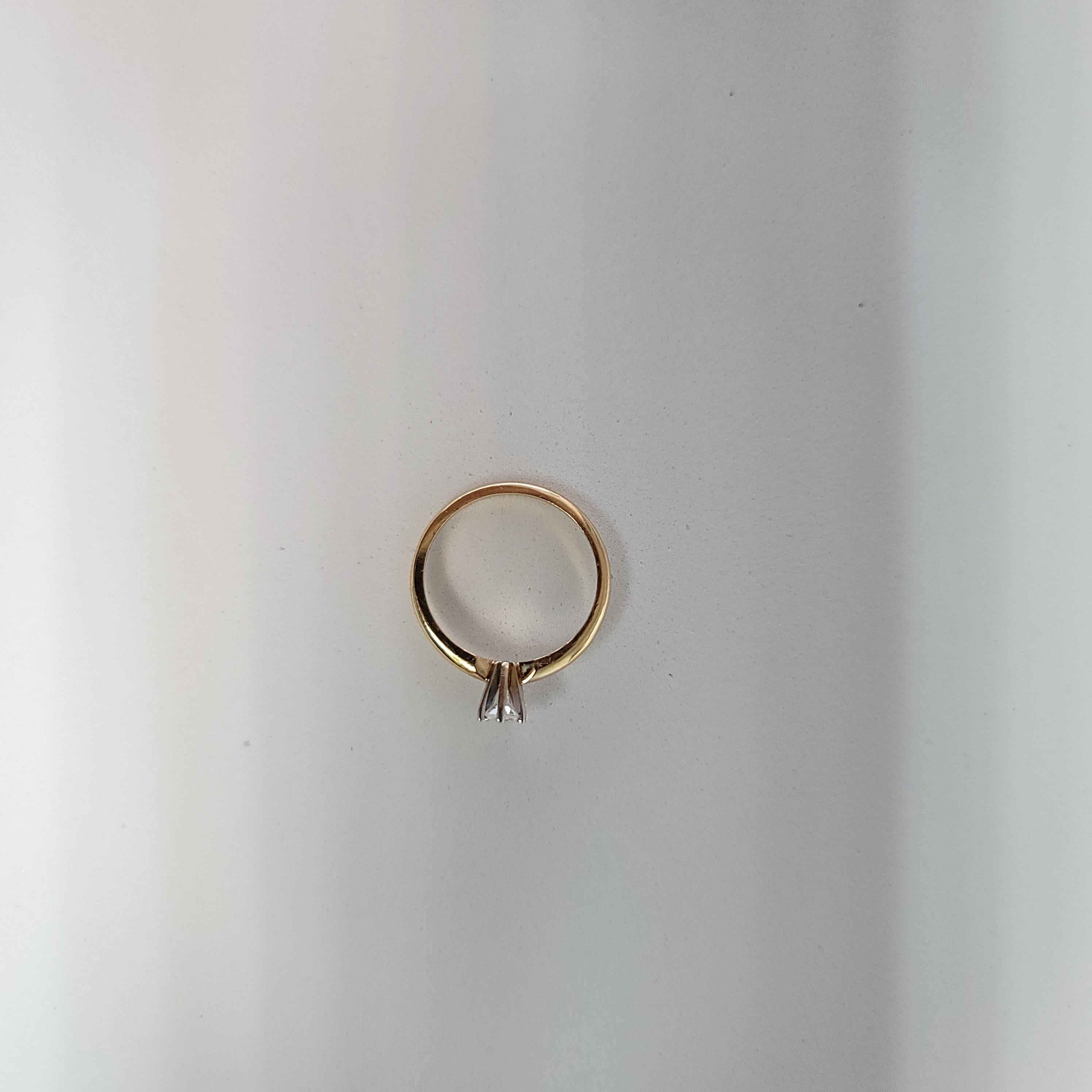 Quarter Carat Pear Solitaire Diamond Engagement Ring In condizioni Nuovo in vendita a Sugar Land, TX