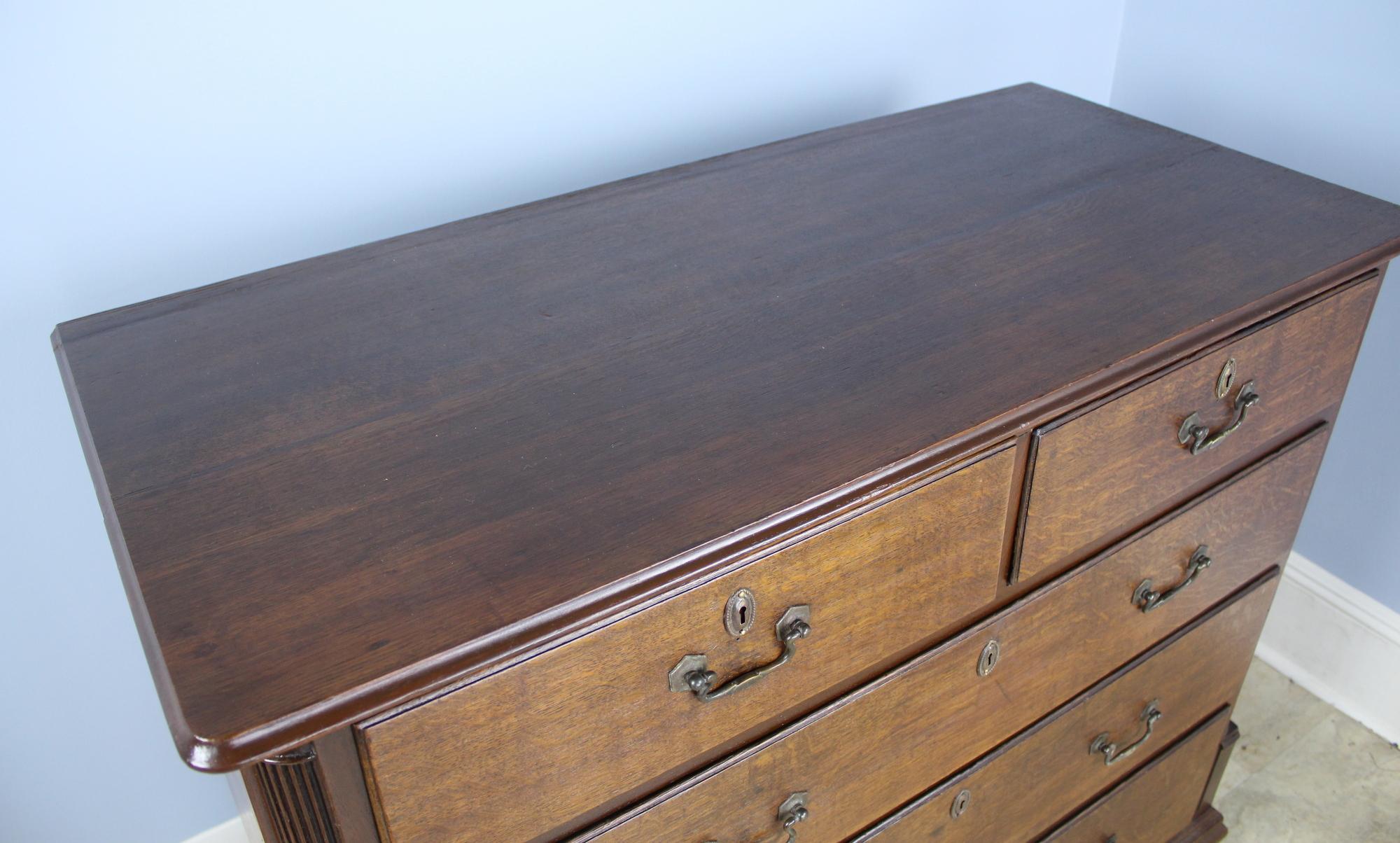 Quarter Column Oak Chest of Drawers with Original Handles For Sale 1