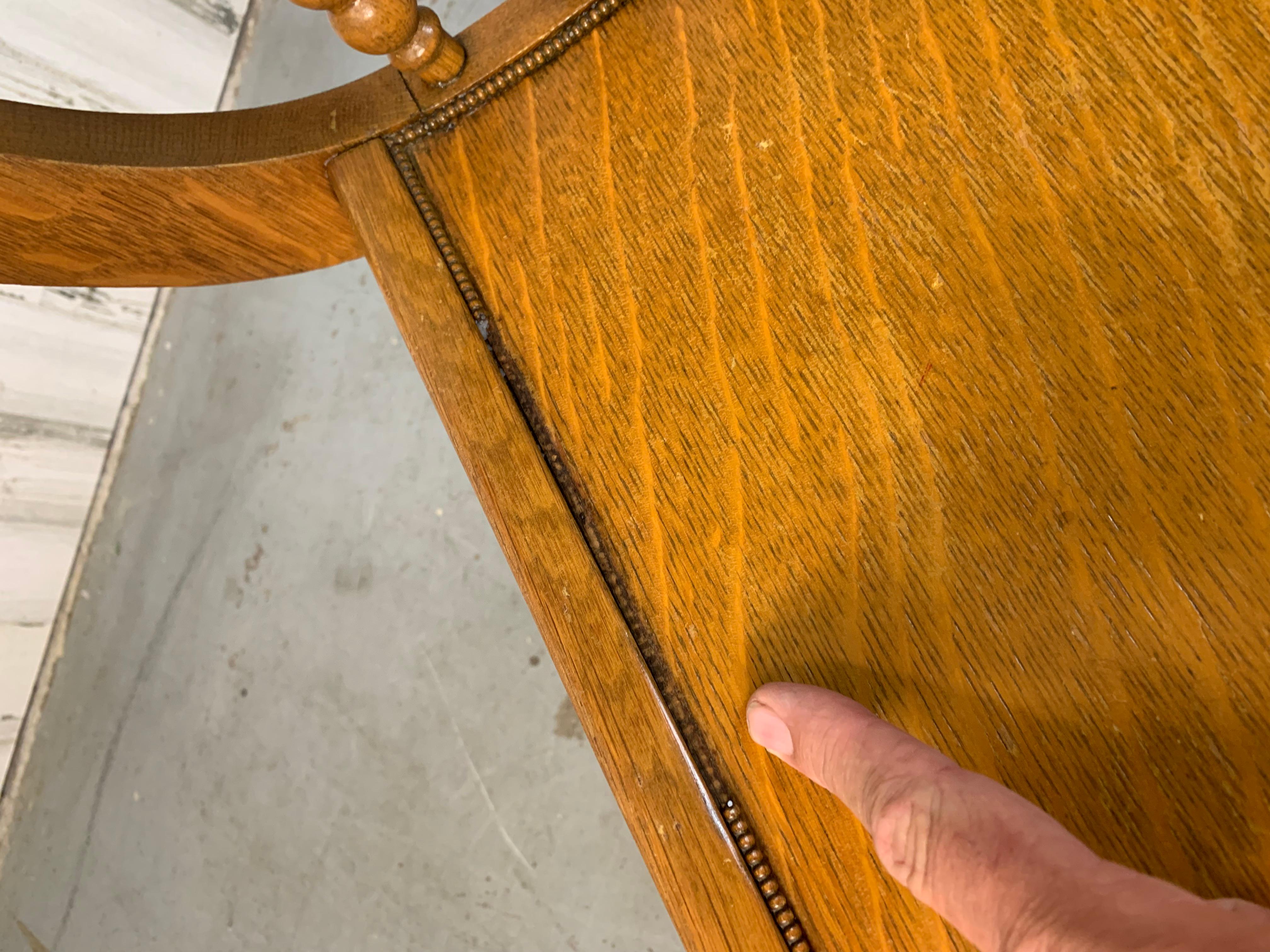 Quarter Sawn Oak Dante Chair For Sale 5