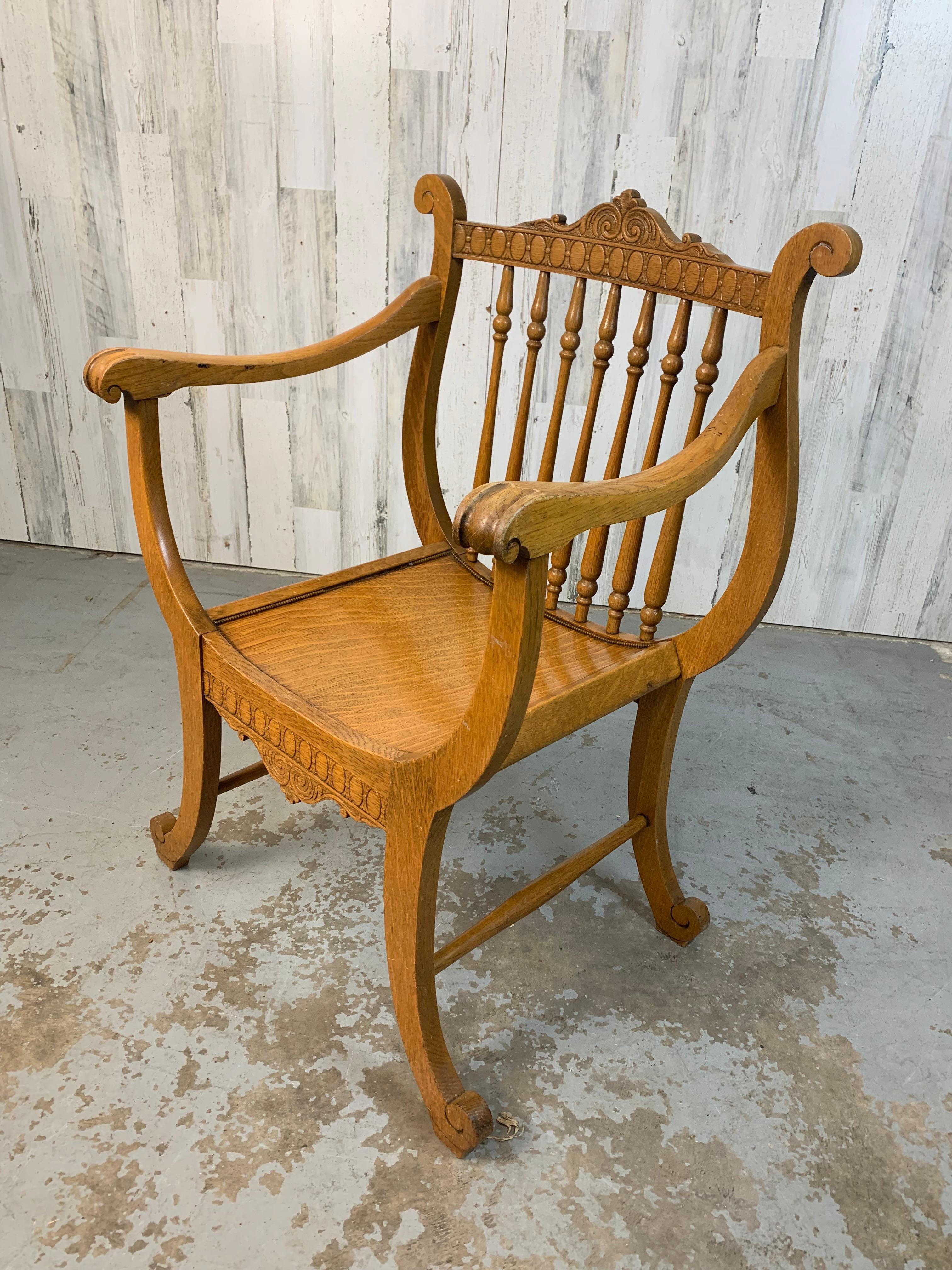 Quarter Sawn Oak Dante Chair For Sale 2