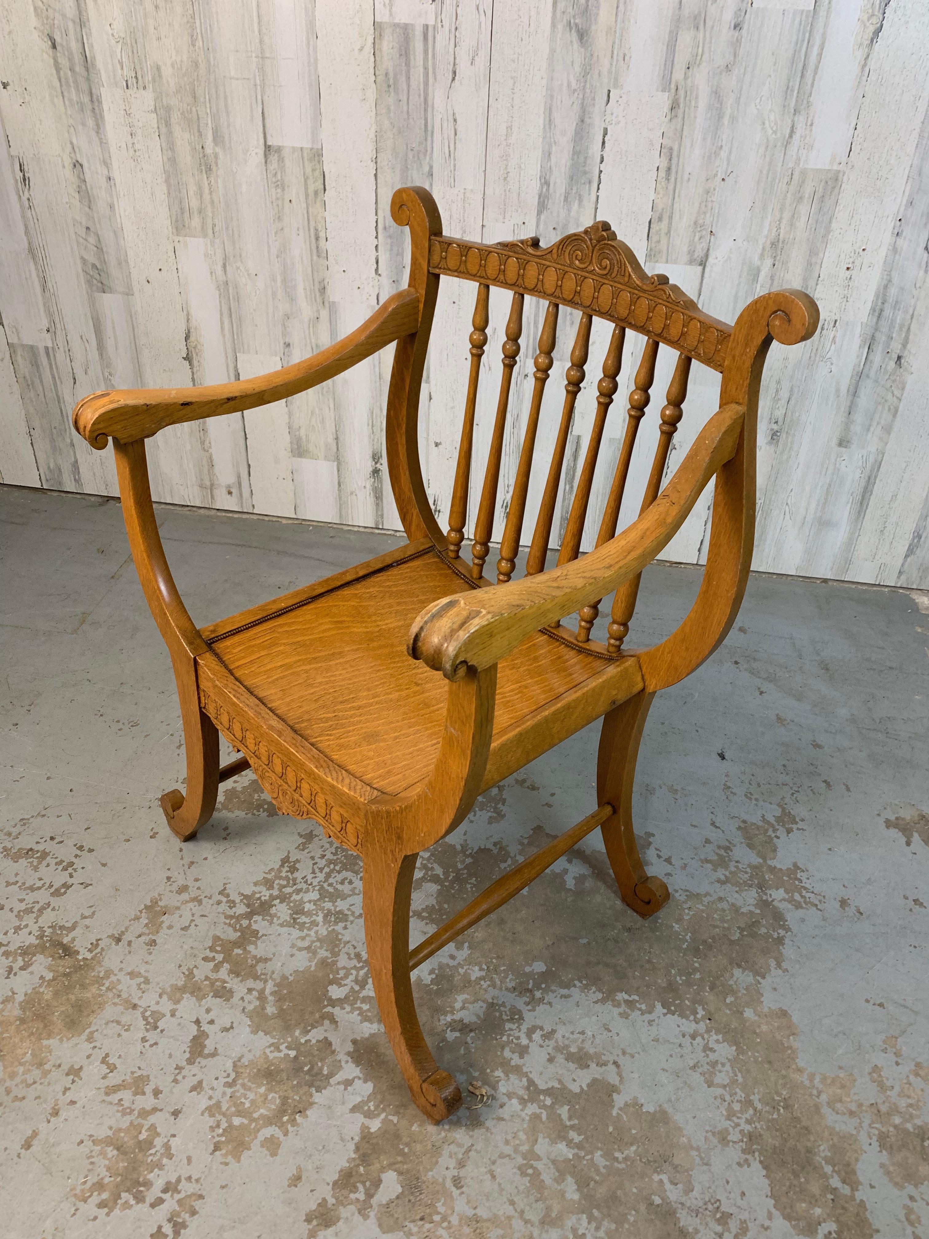 Quarter Sawn Oak Dante Chair For Sale 3