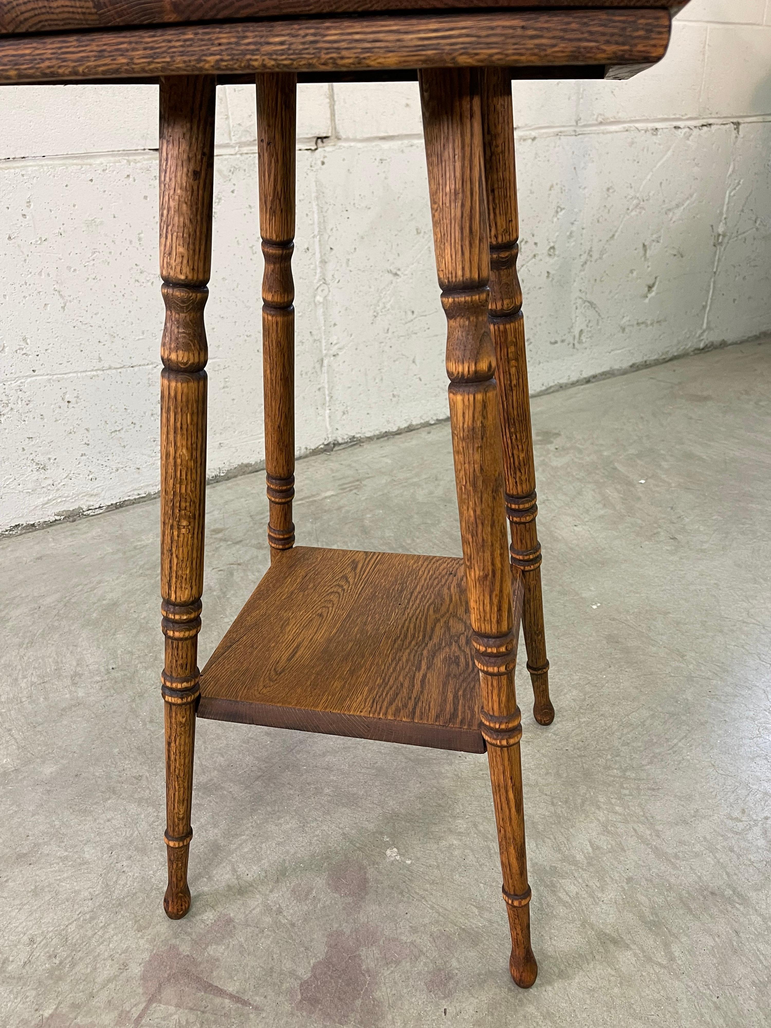 Quarter-Sawn Oak Side Table For Sale 1