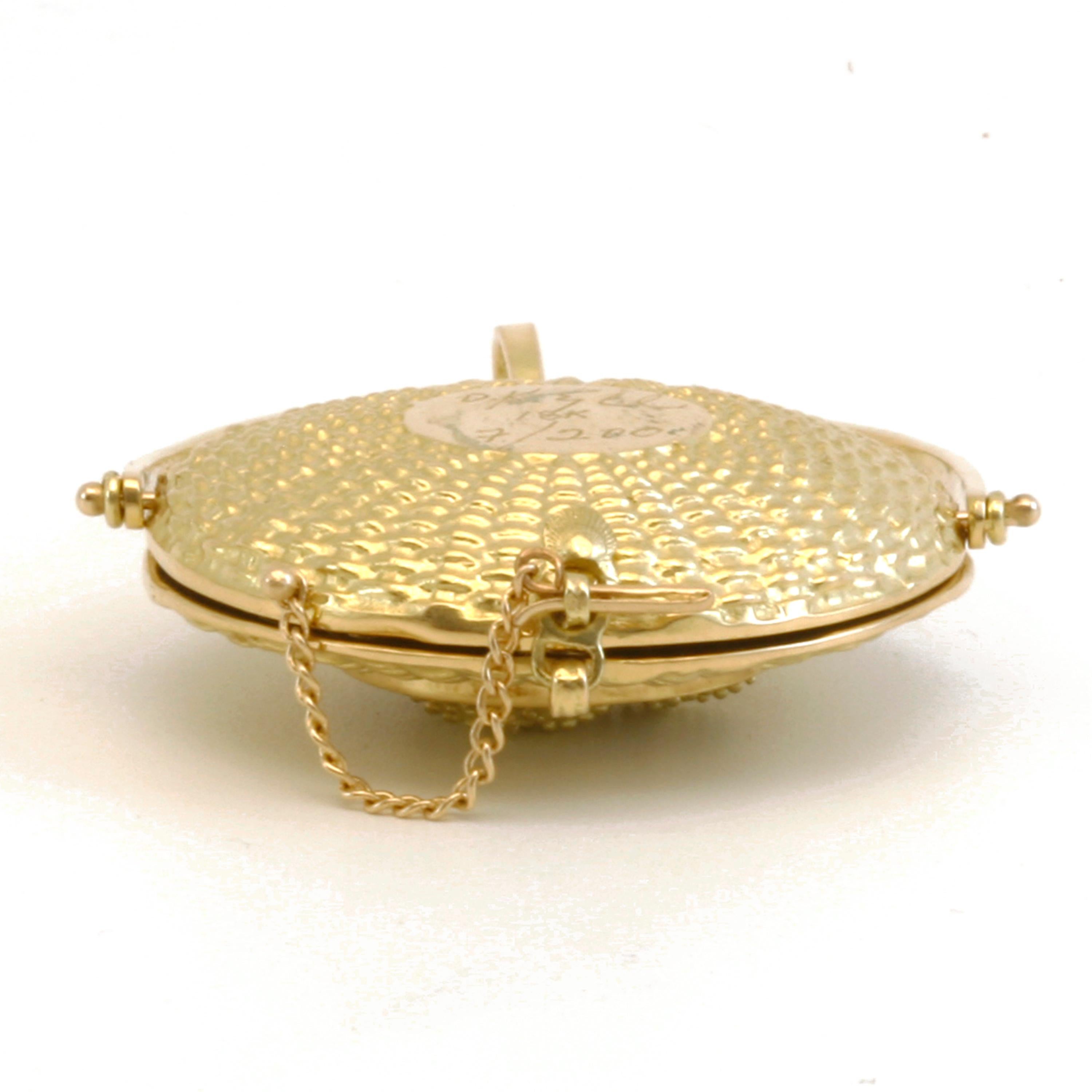  Diana Kim England 18k Nantucket Lightship Basket  Miniature Locket For Sale 2