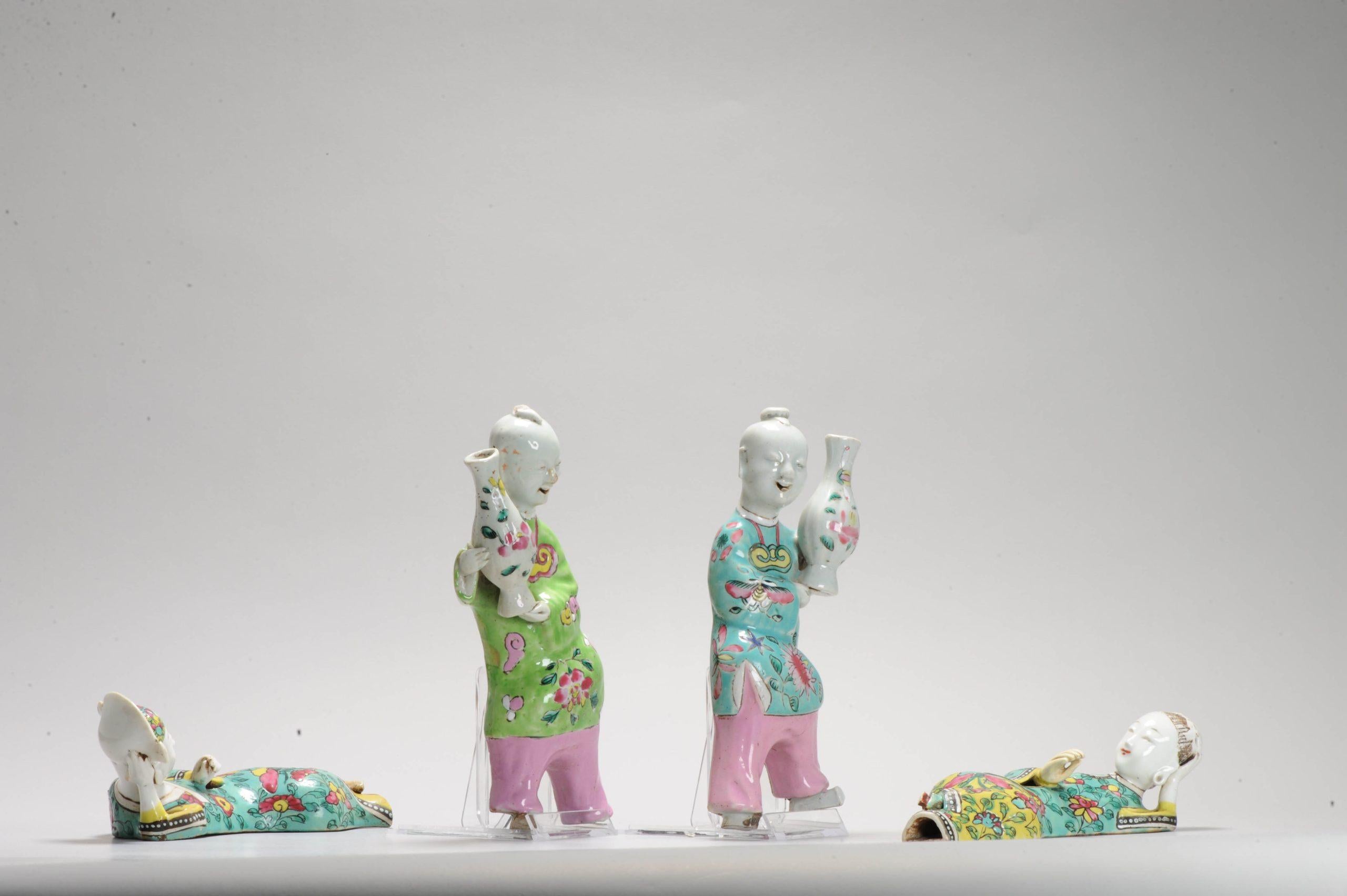 Fino al XVIII secolo Quartetto Antico 18° c Qianlong Cinese Statua Porcellana Vaso da parete da tasca Fi in vendita